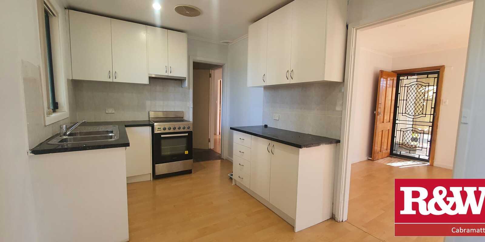 7 Kelvin Place, Busby