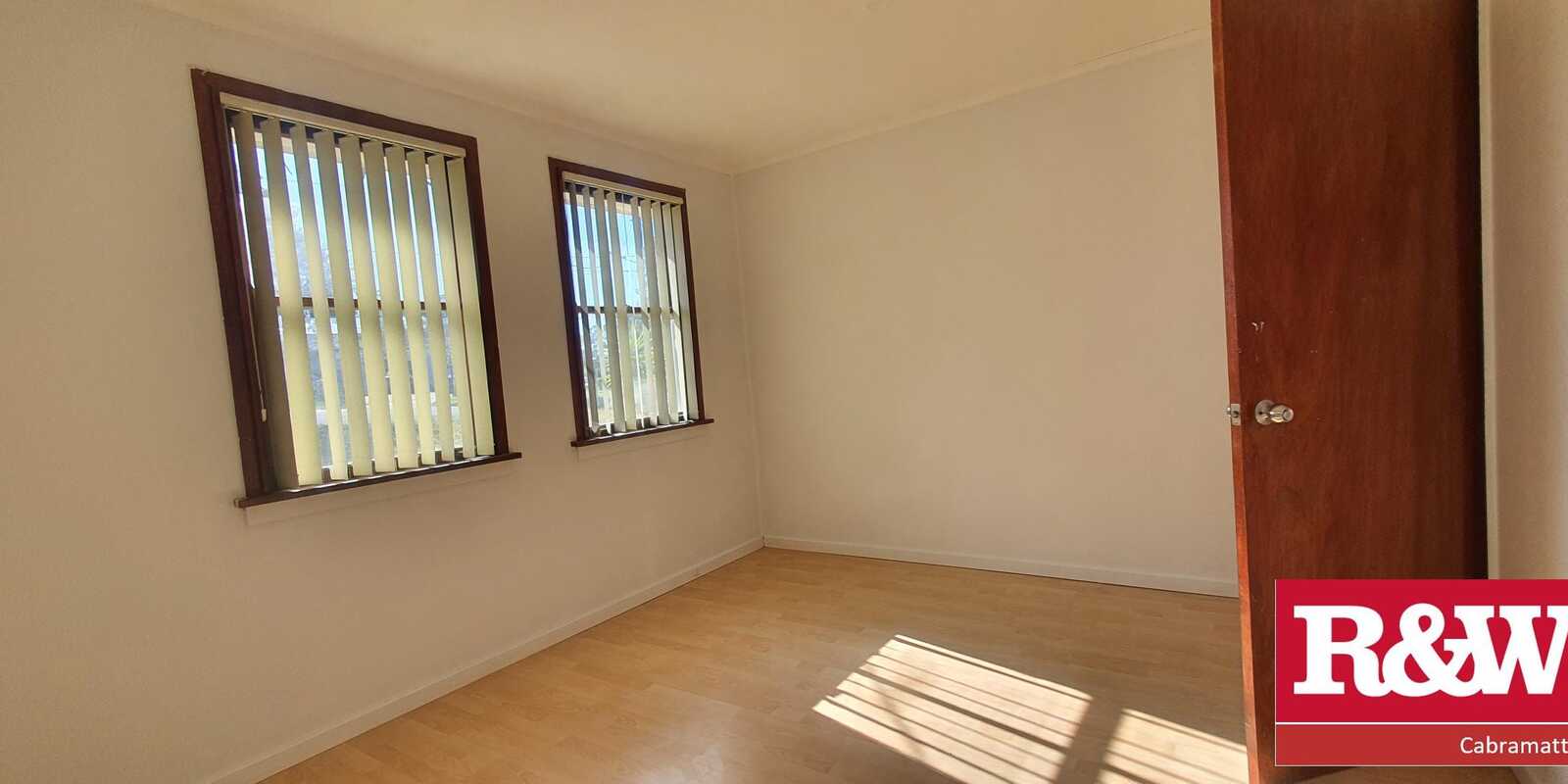 7 Kelvin Place, Busby