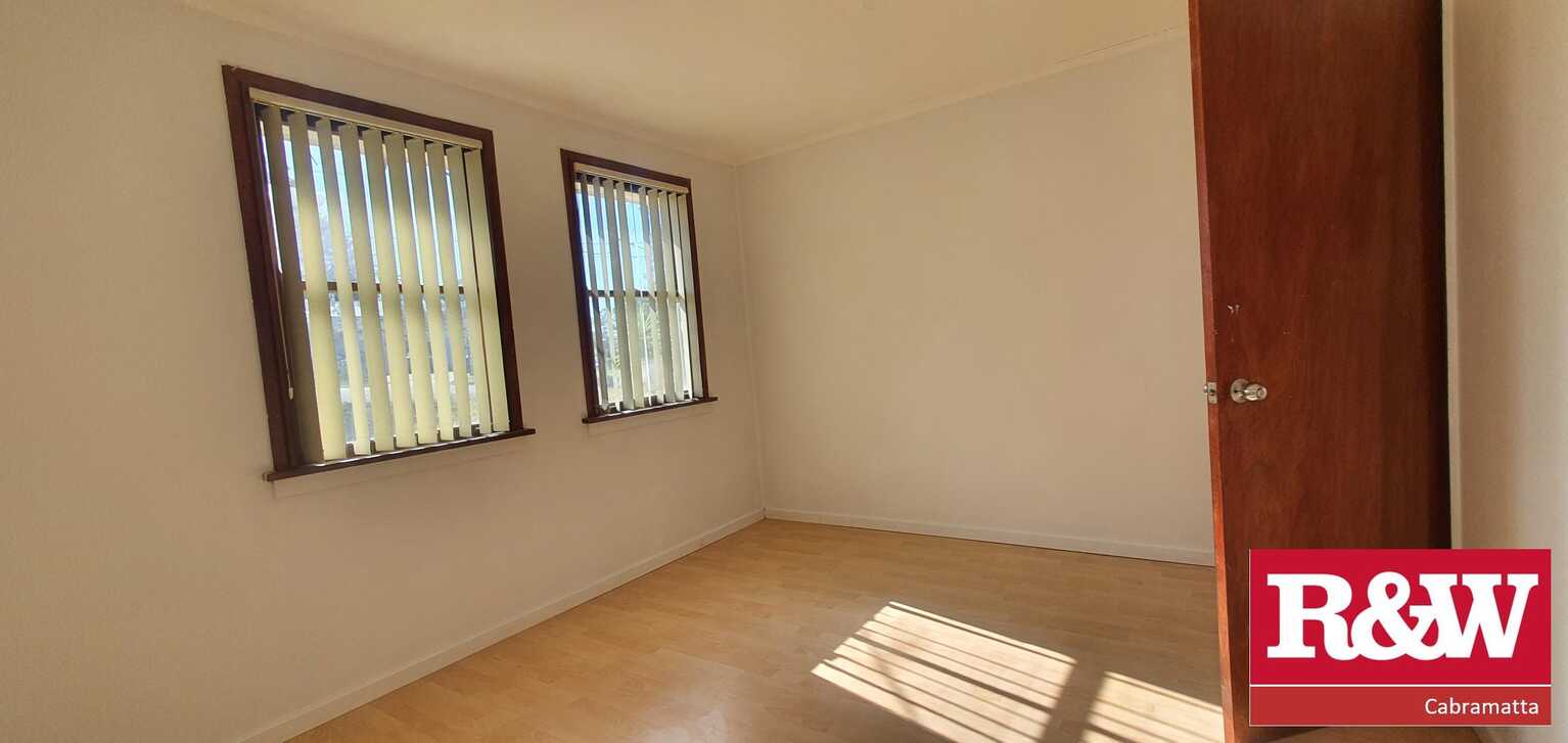 7 Kelvin Place, Busby