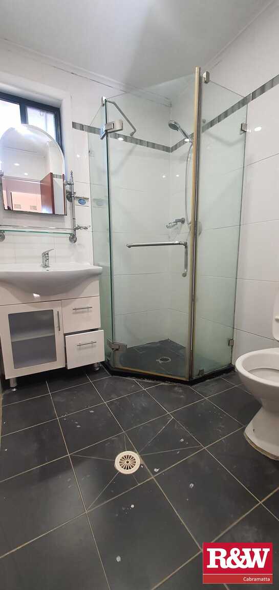 7 Kelvin Place, Busby