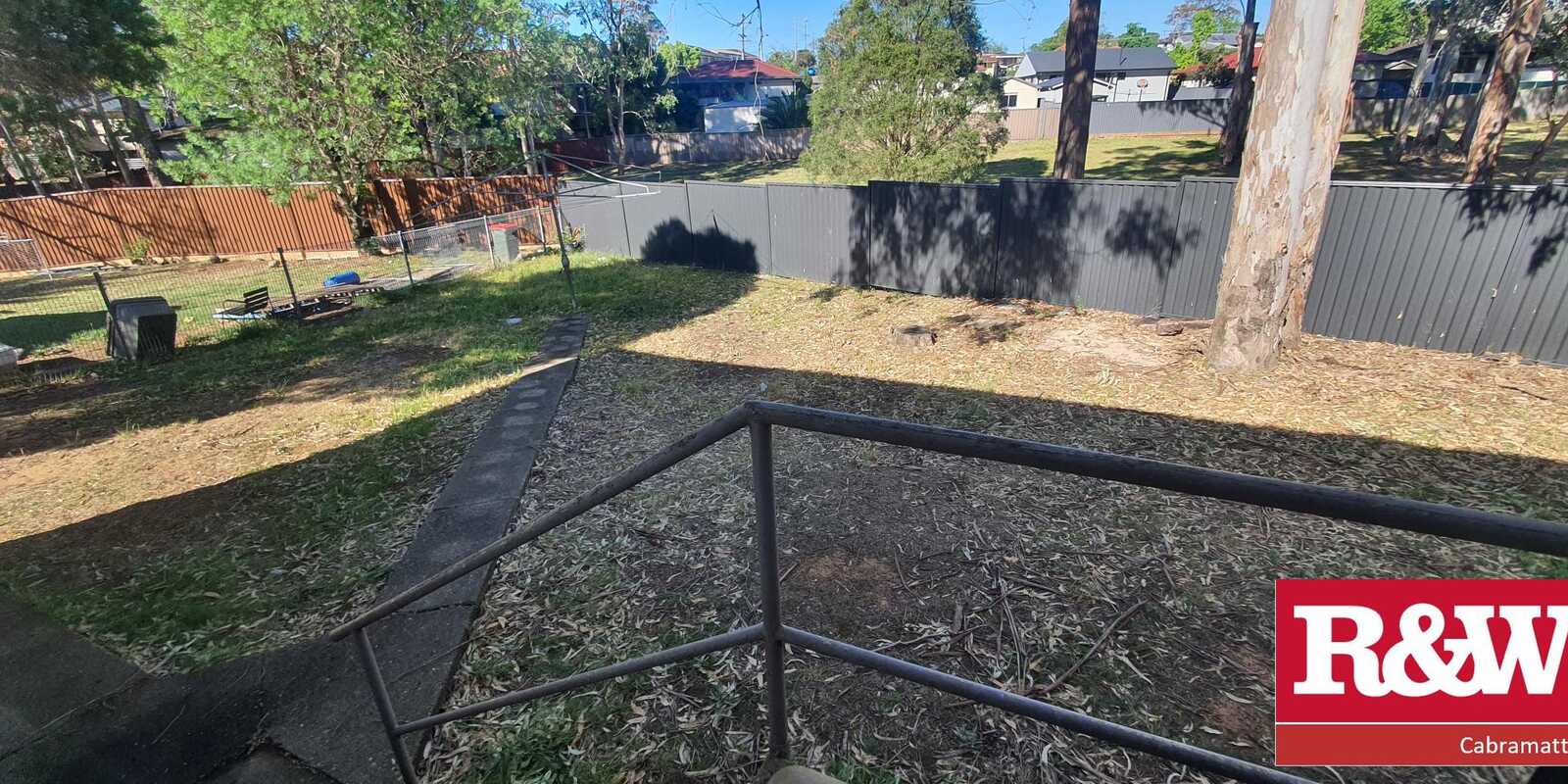 7 Kelvin Place, Busby