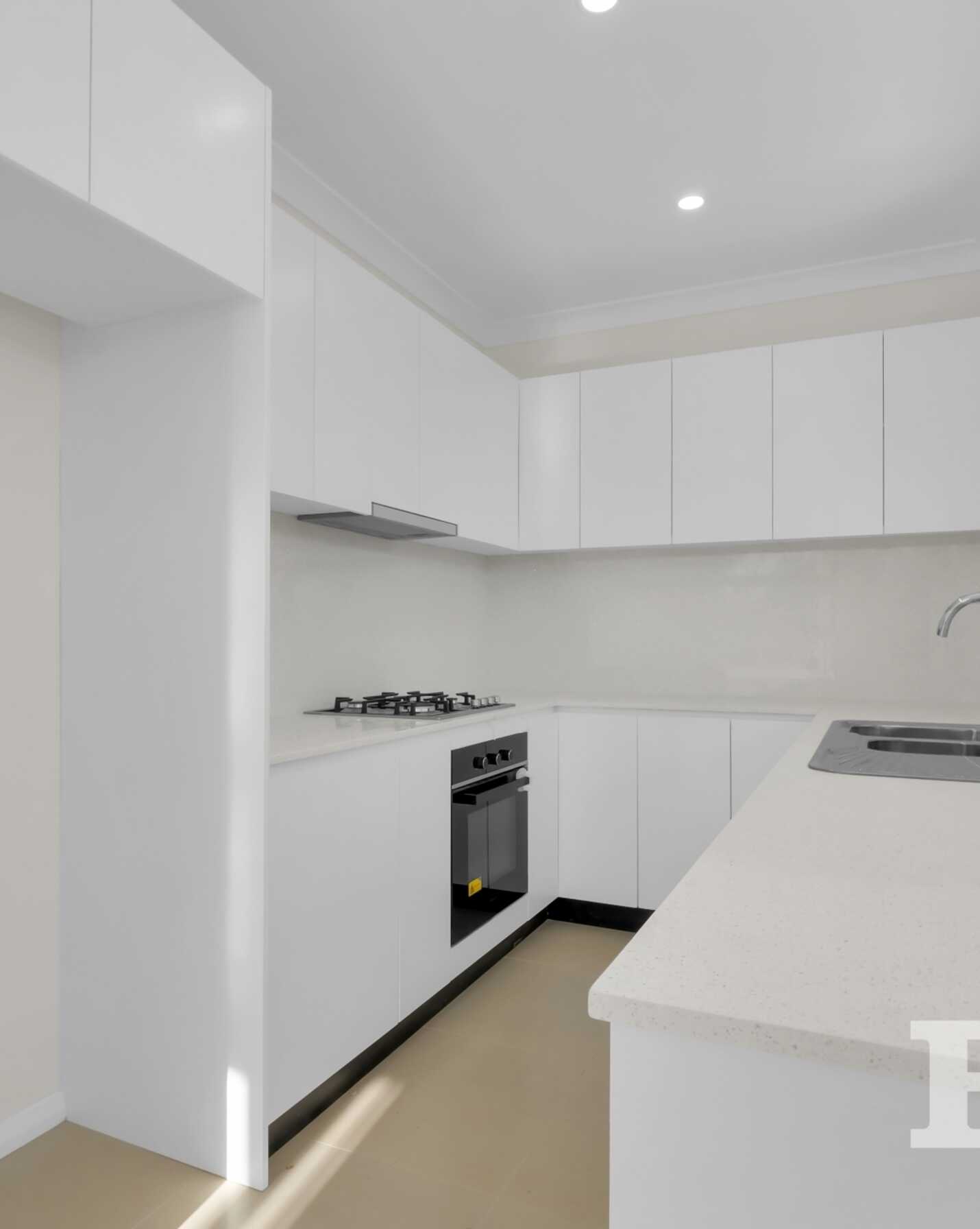 87 Oxford Road Ingleburn, Ingleburn - Thumbnail 2