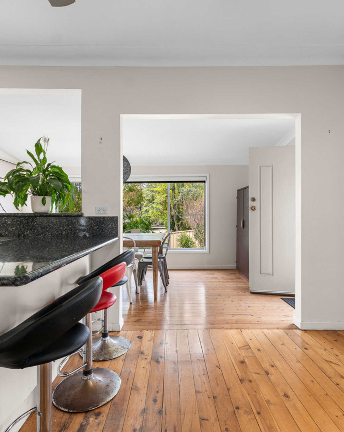 2 Trent Street Charlestown, Charlestown - Thumbnail 7