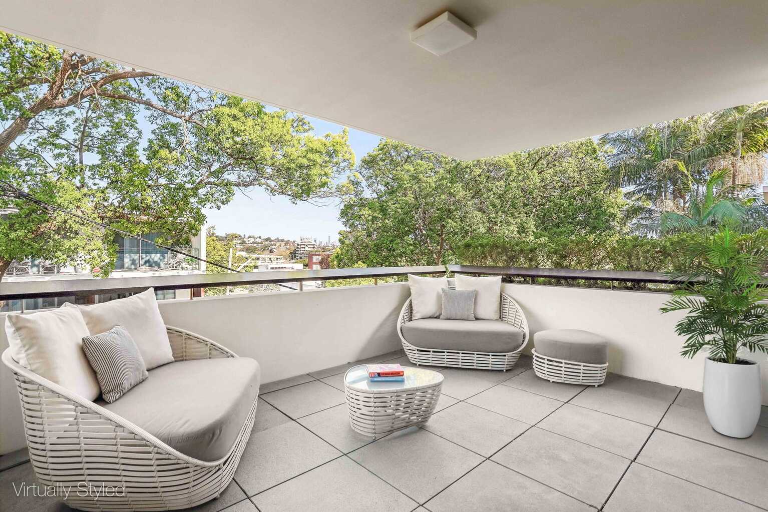 7/2 Ian Street Rose Bay