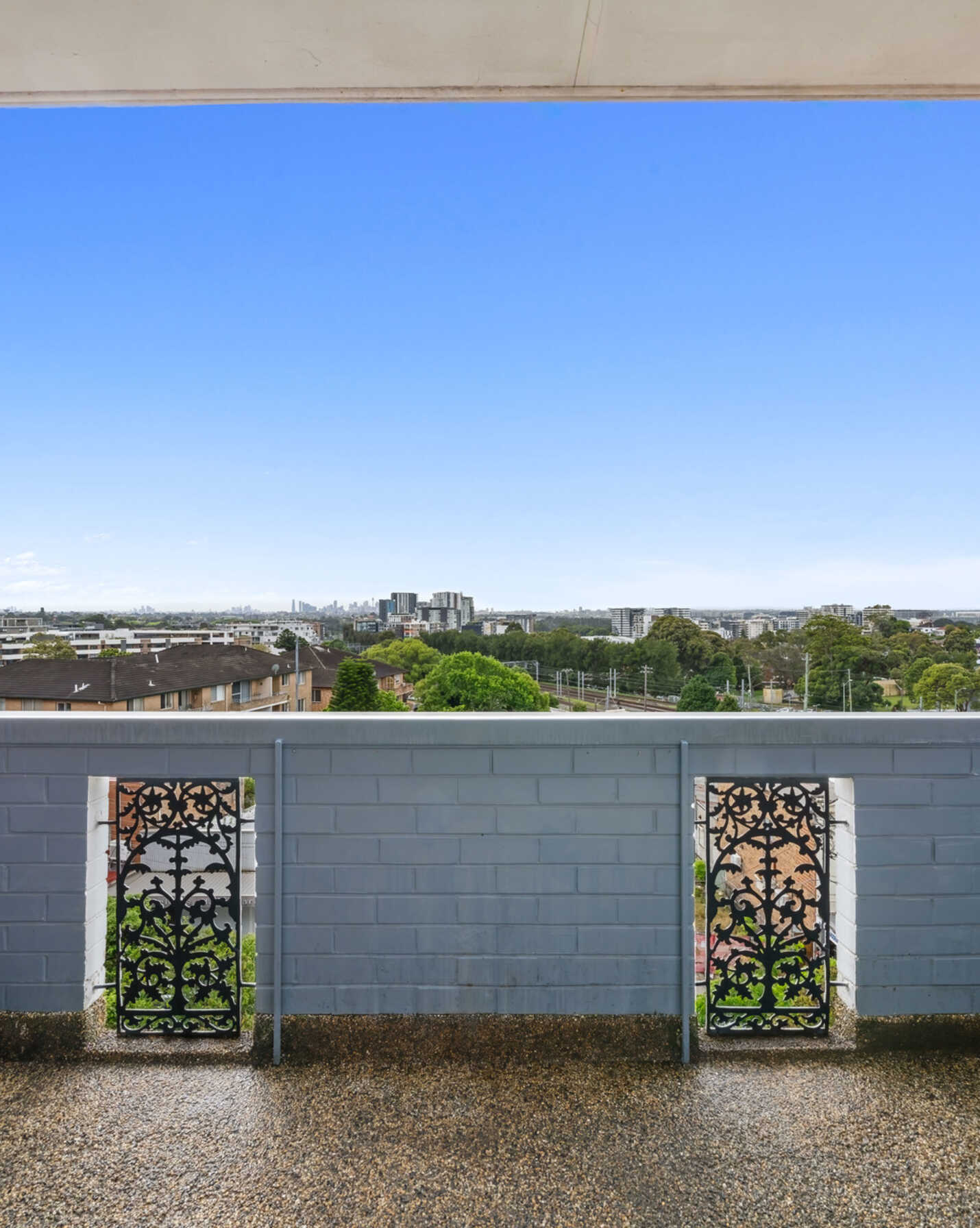 28/13a Queen Street Arncliffe, Arncliffe - Thumbnail 2