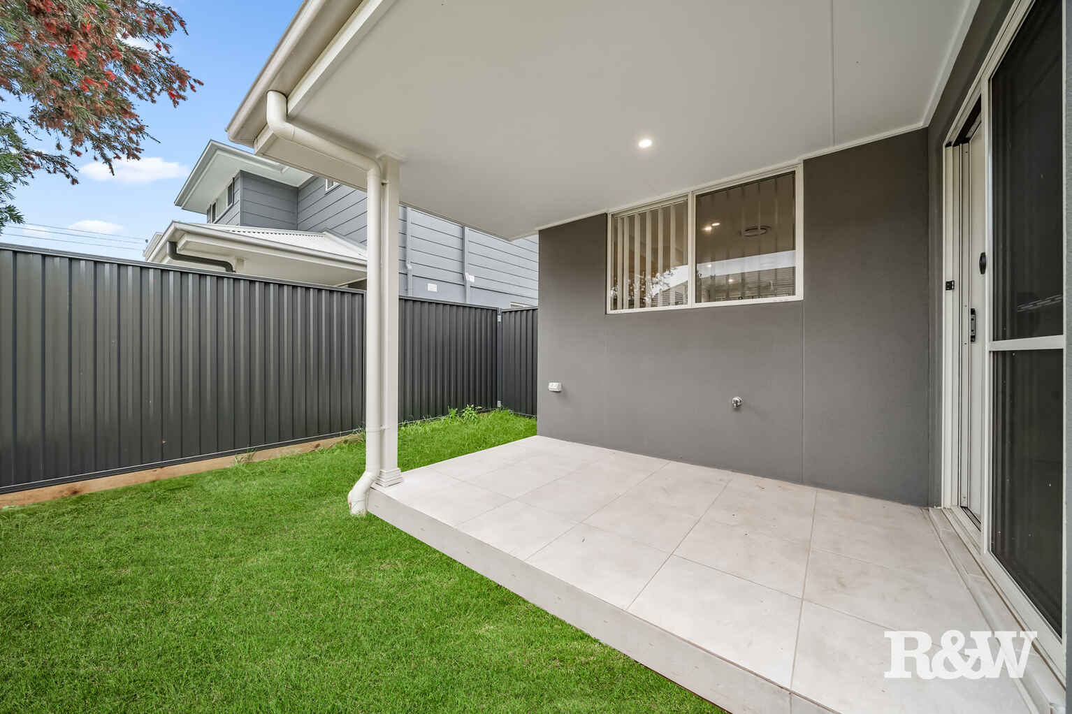 3/26 Canberra Street Oxley Park