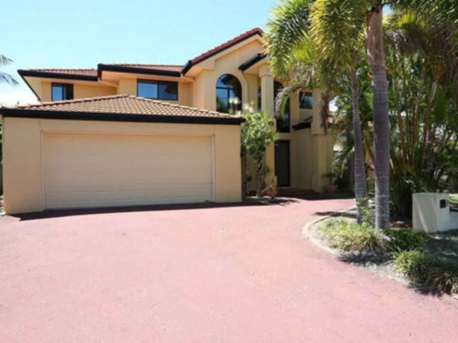 9 Sunbrite Court Sandstone Point
