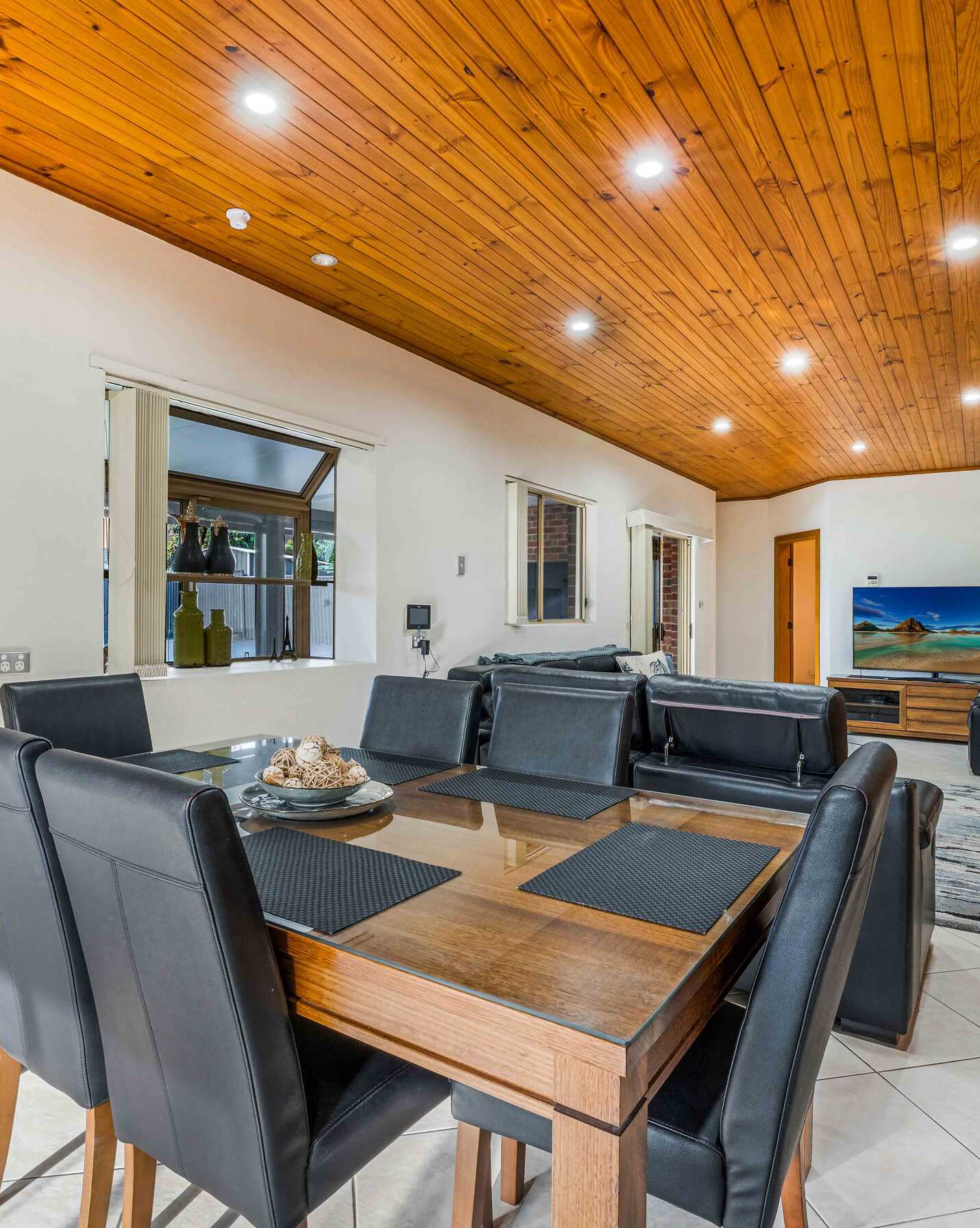 4 Fitzroy Close Hinchinbrook, Hinchinbrook - Thumbnail 5