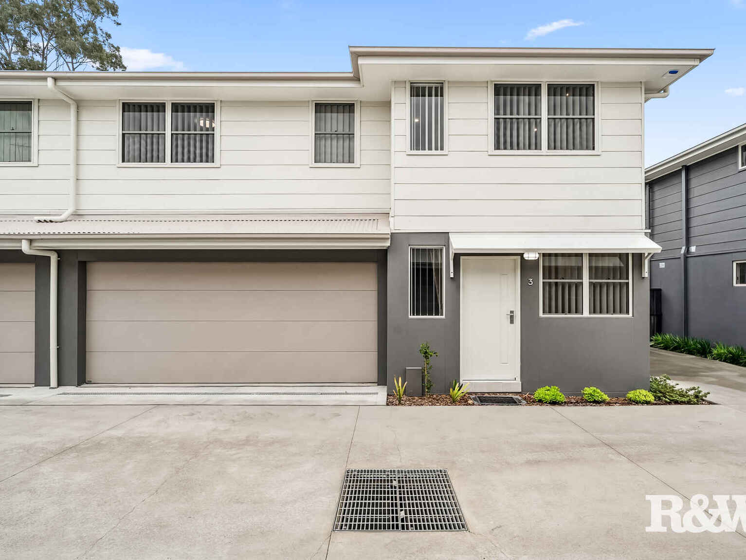 3/26 Canberra Street Oxley Park