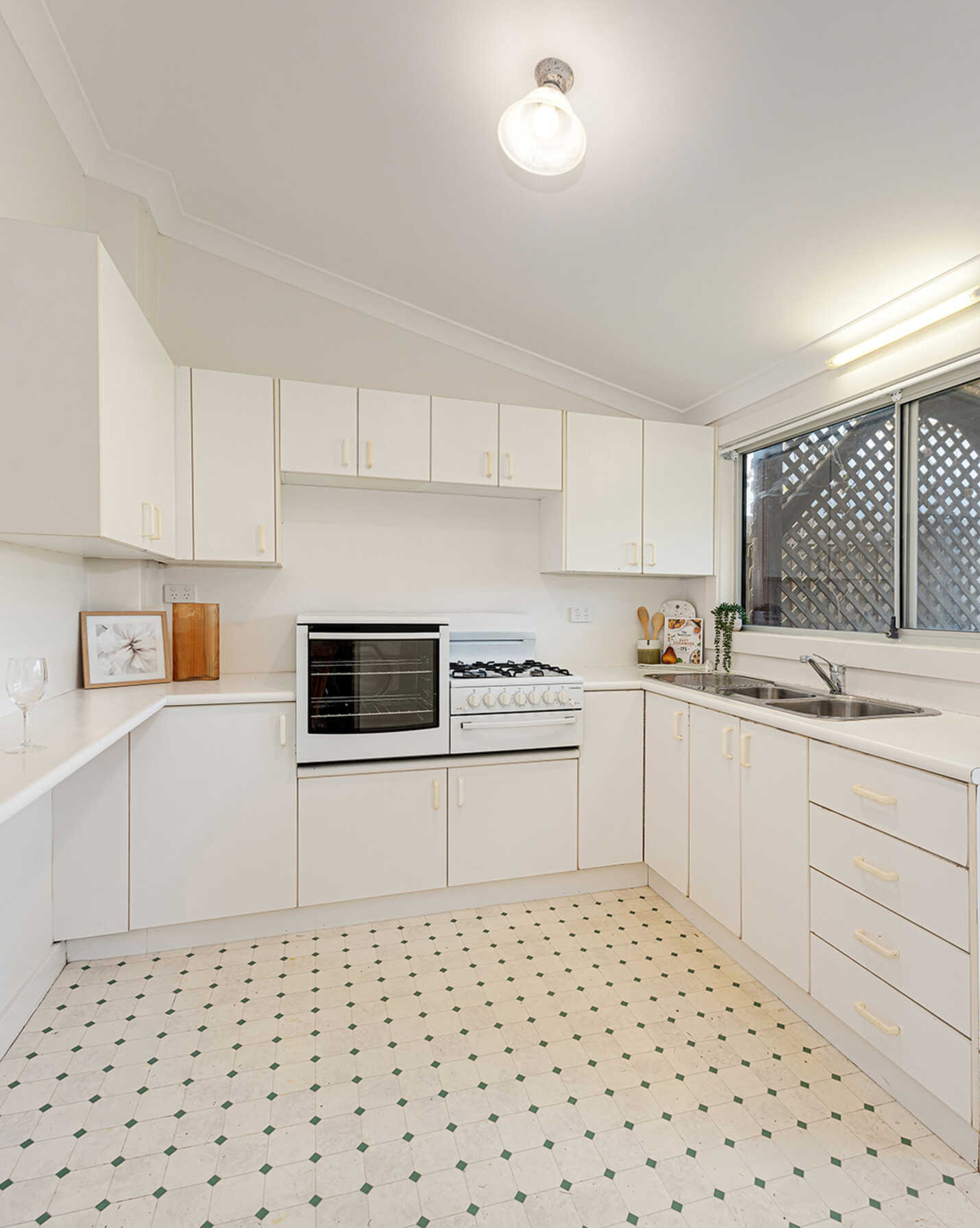 26 Chaleyer Street Willoughby, Willoughby - Thumbnail 4