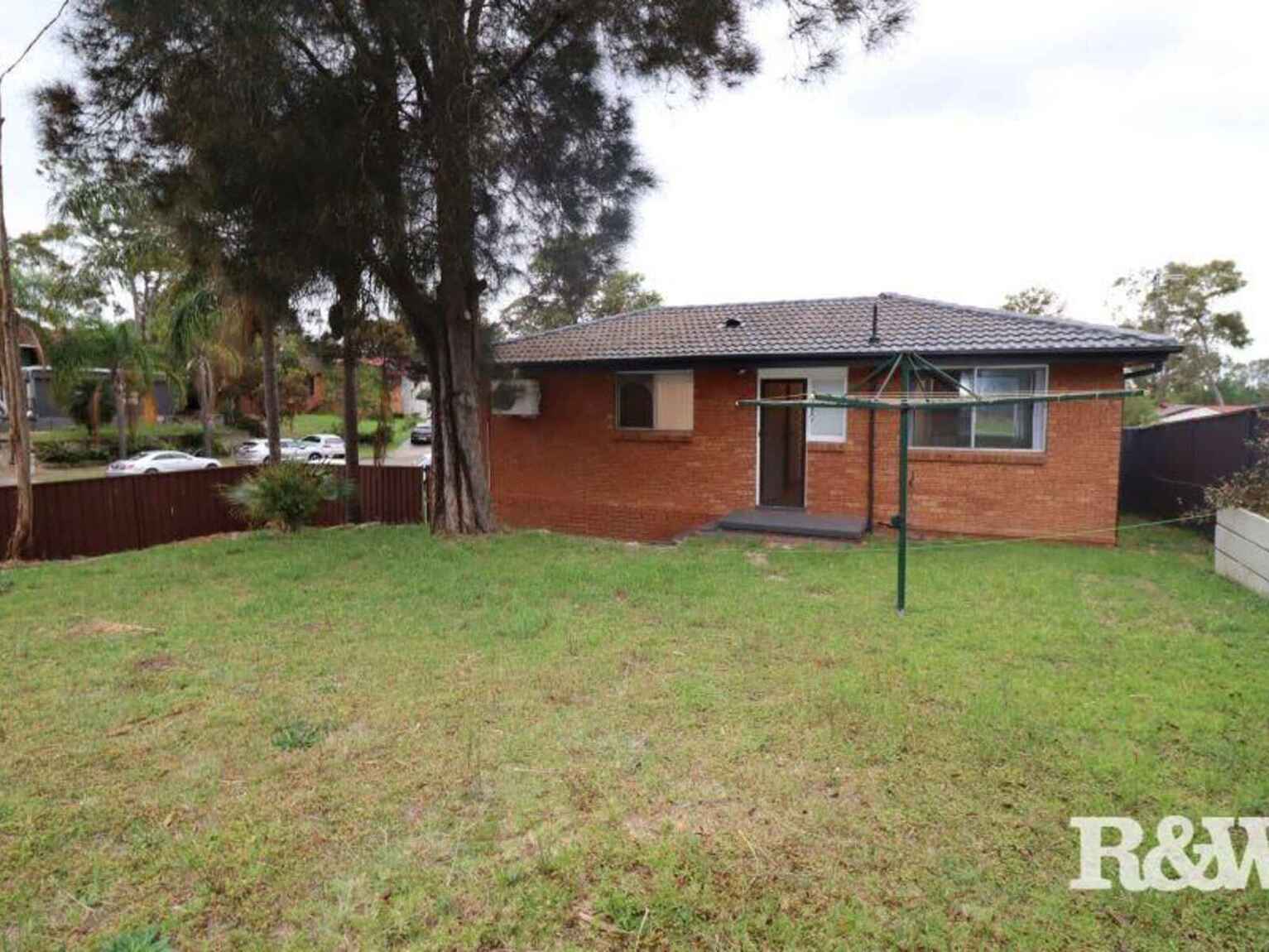 11 Kyleanne Place Dean Park 11 Kyleanne Place Dean Park