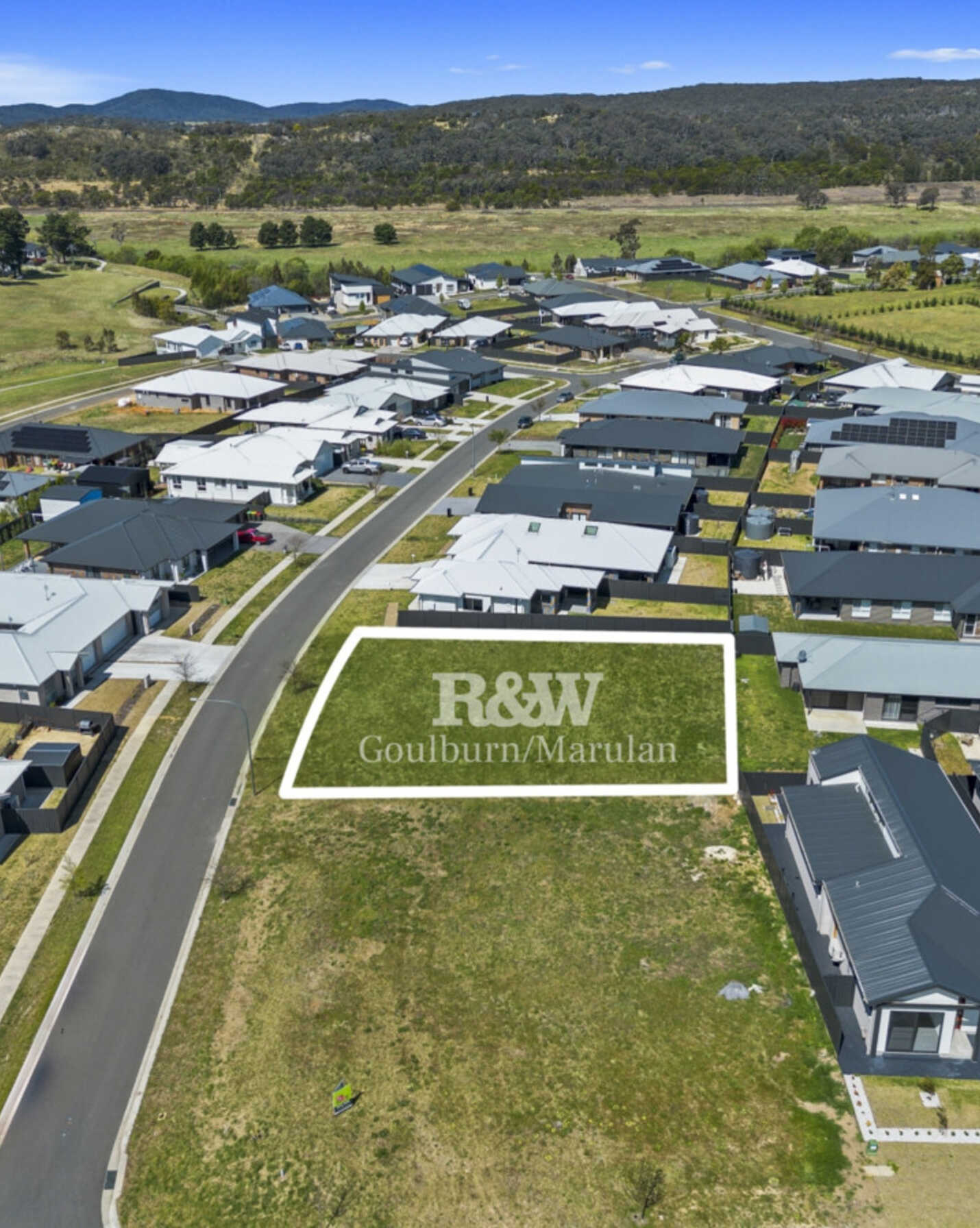 13 Evangelista Street Goulburn, Goulburn - Thumbnail 3