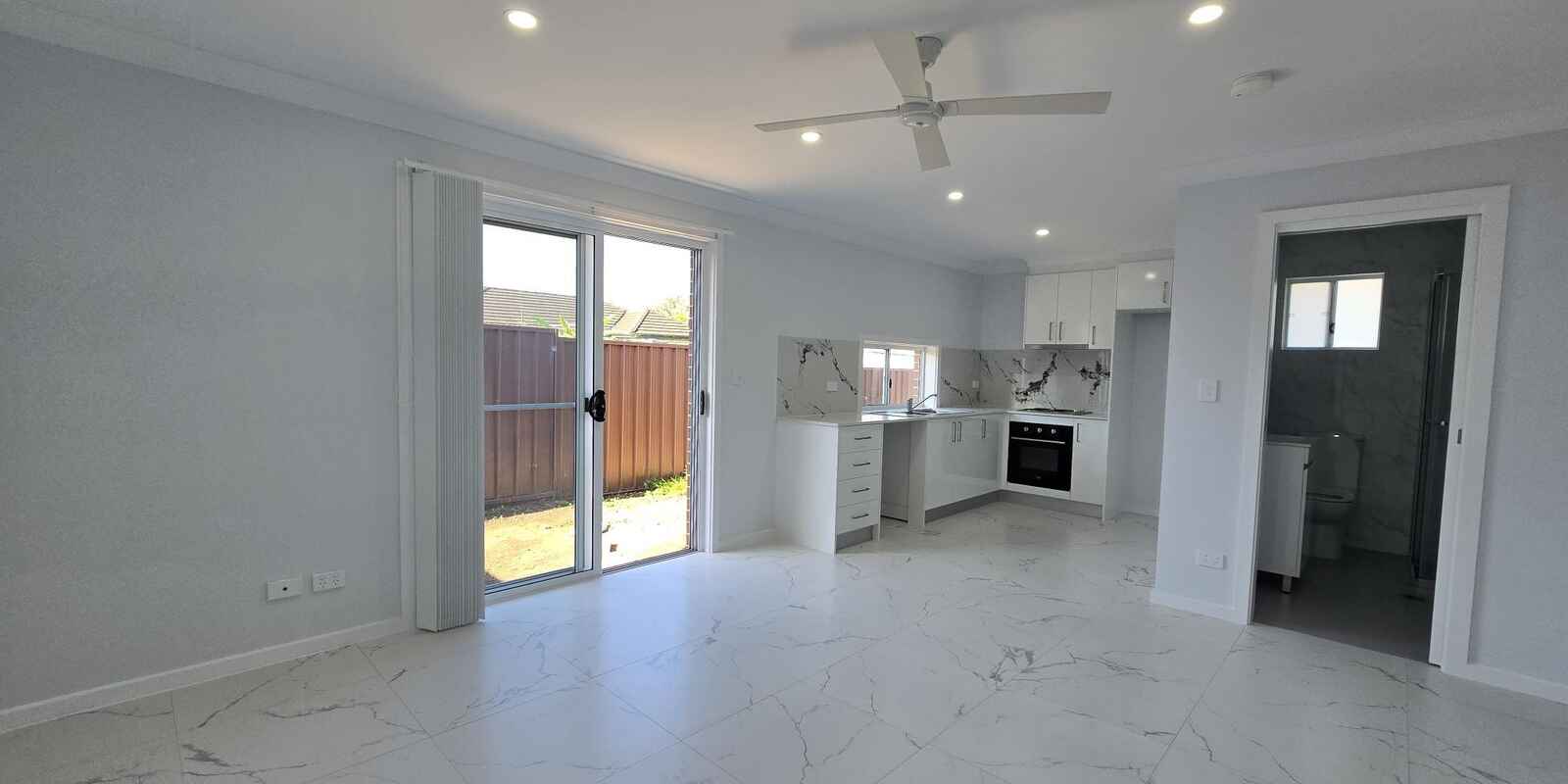 13A Catherine street Lurnea 13A Catherine street Lurnea