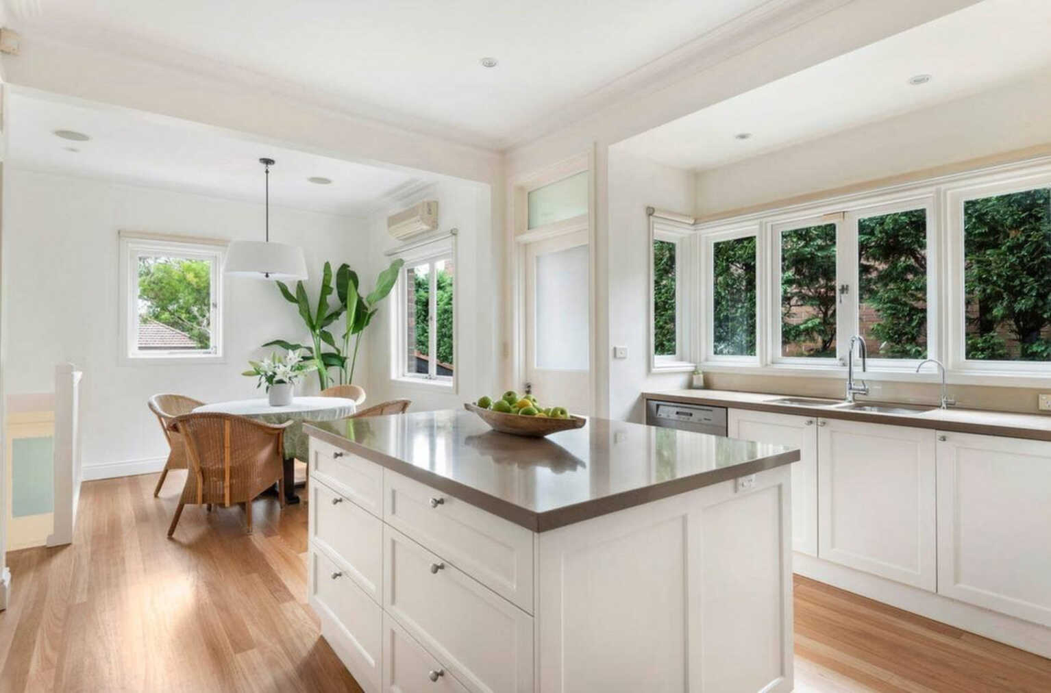 42 Shadforth Street Mosman