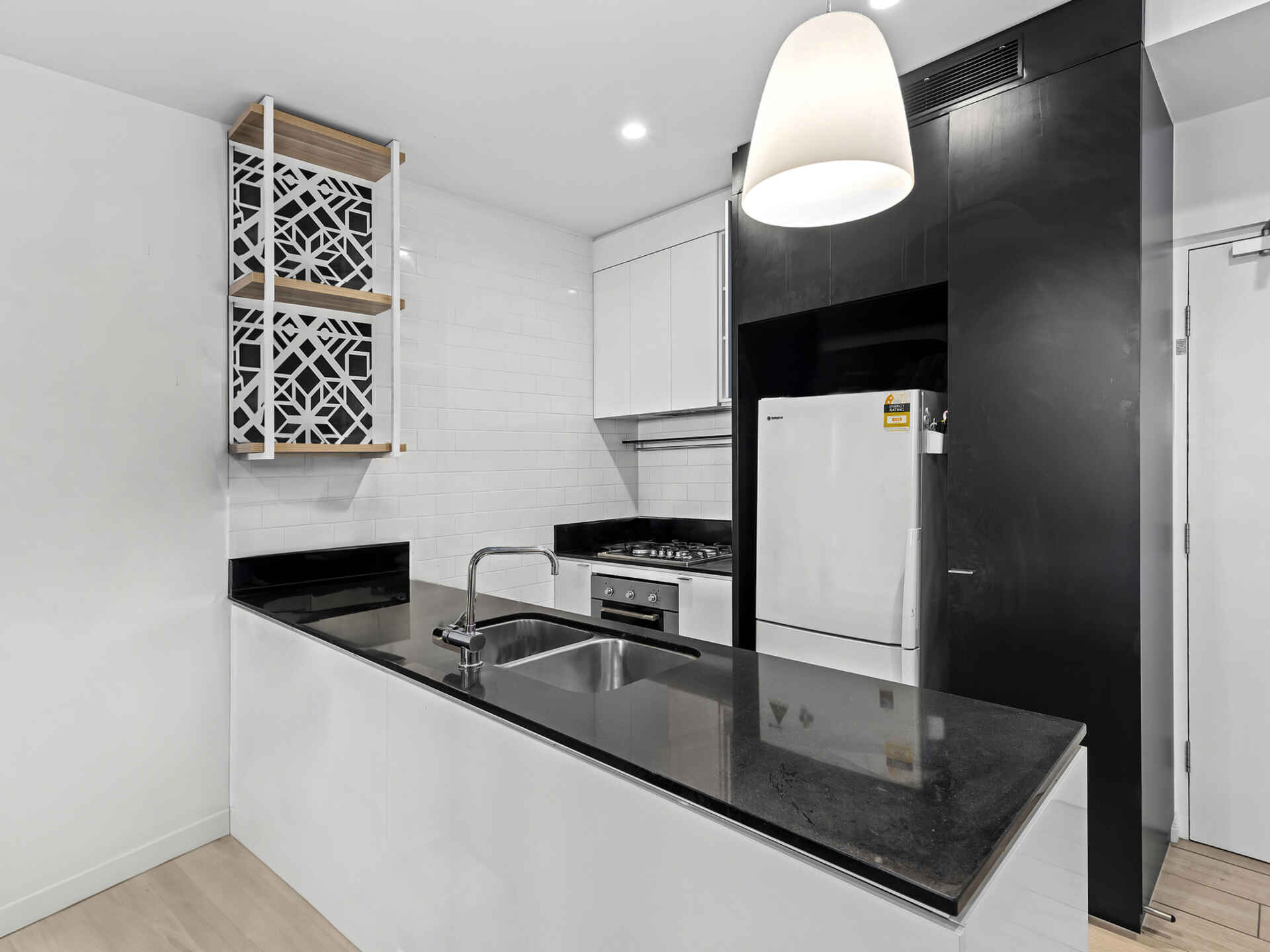 2307/3 Gibbon Street Woolloongabba