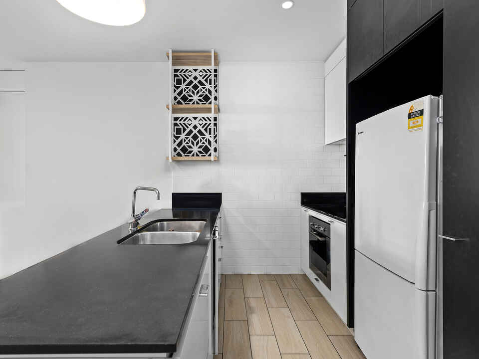 2307/3 Gibbon Street Woolloongabba