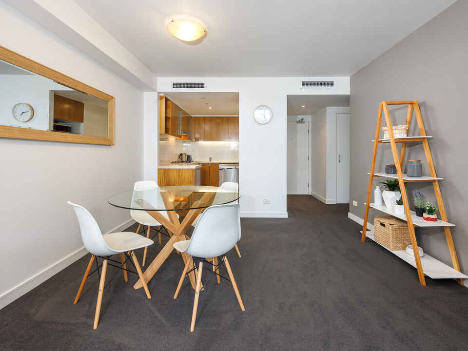 1406/79-81 Berry Street North Sydney