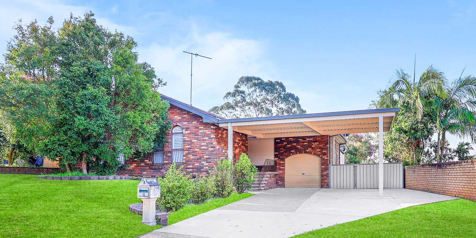 2 Paraka Place Bradbury 2 Paraka Place Bradbury