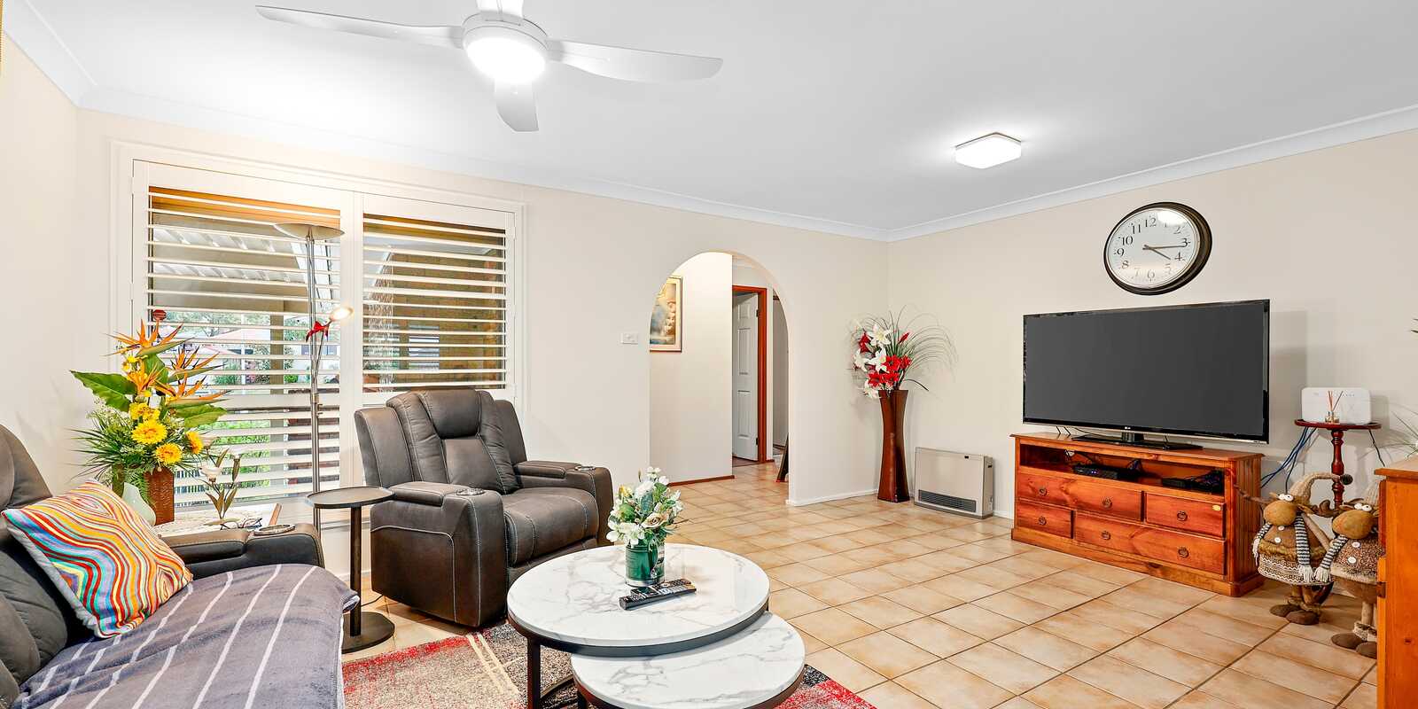 2 Paraka Place Bradbury 2 Paraka Place Bradbury