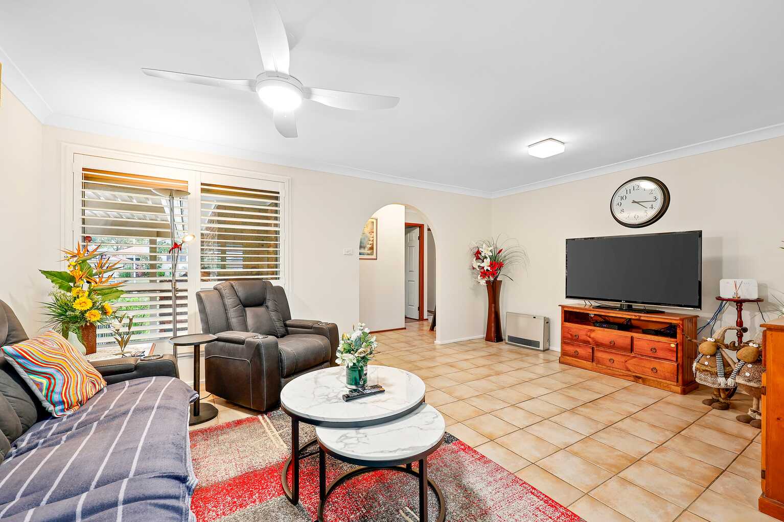 2 Paraka Place Bradbury 2 Paraka Place Bradbury