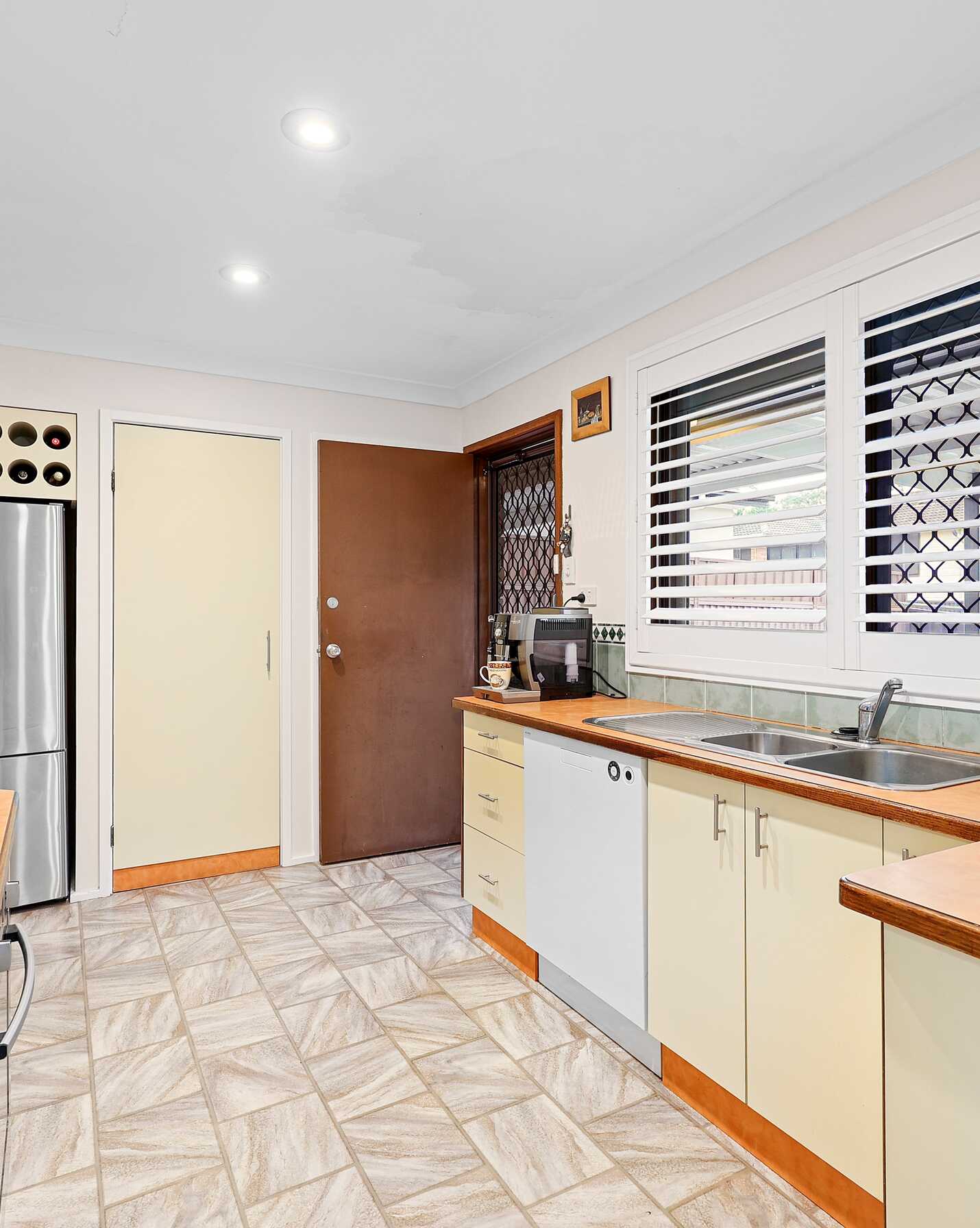 2 Paraka Place Bradbury, Bradbury - Thumbnail 5