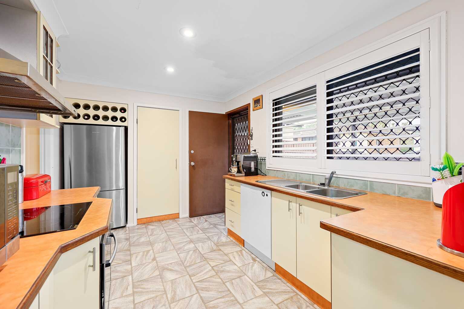 2 Paraka Place Bradbury 2 Paraka Place Bradbury