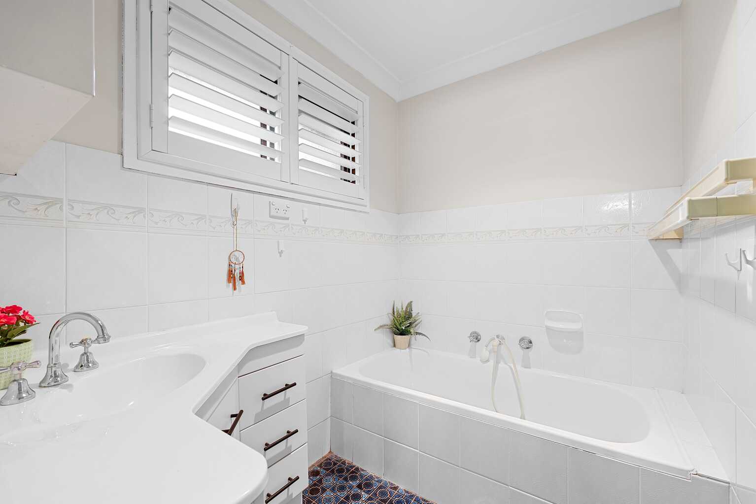 2 Paraka Place Bradbury 2 Paraka Place Bradbury