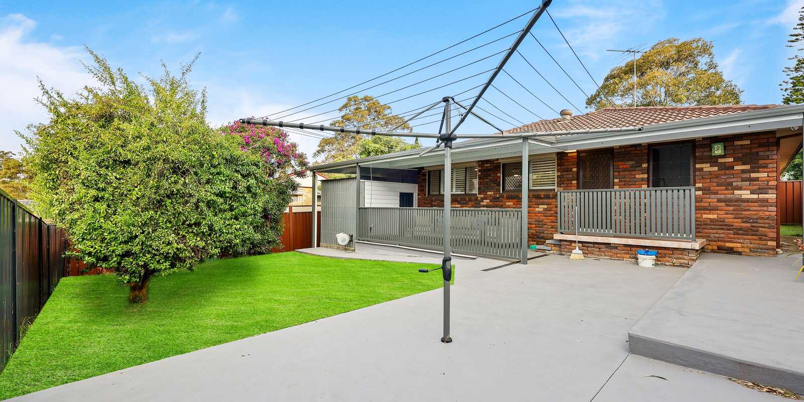 2 Paraka Place Bradbury 2 Paraka Place Bradbury