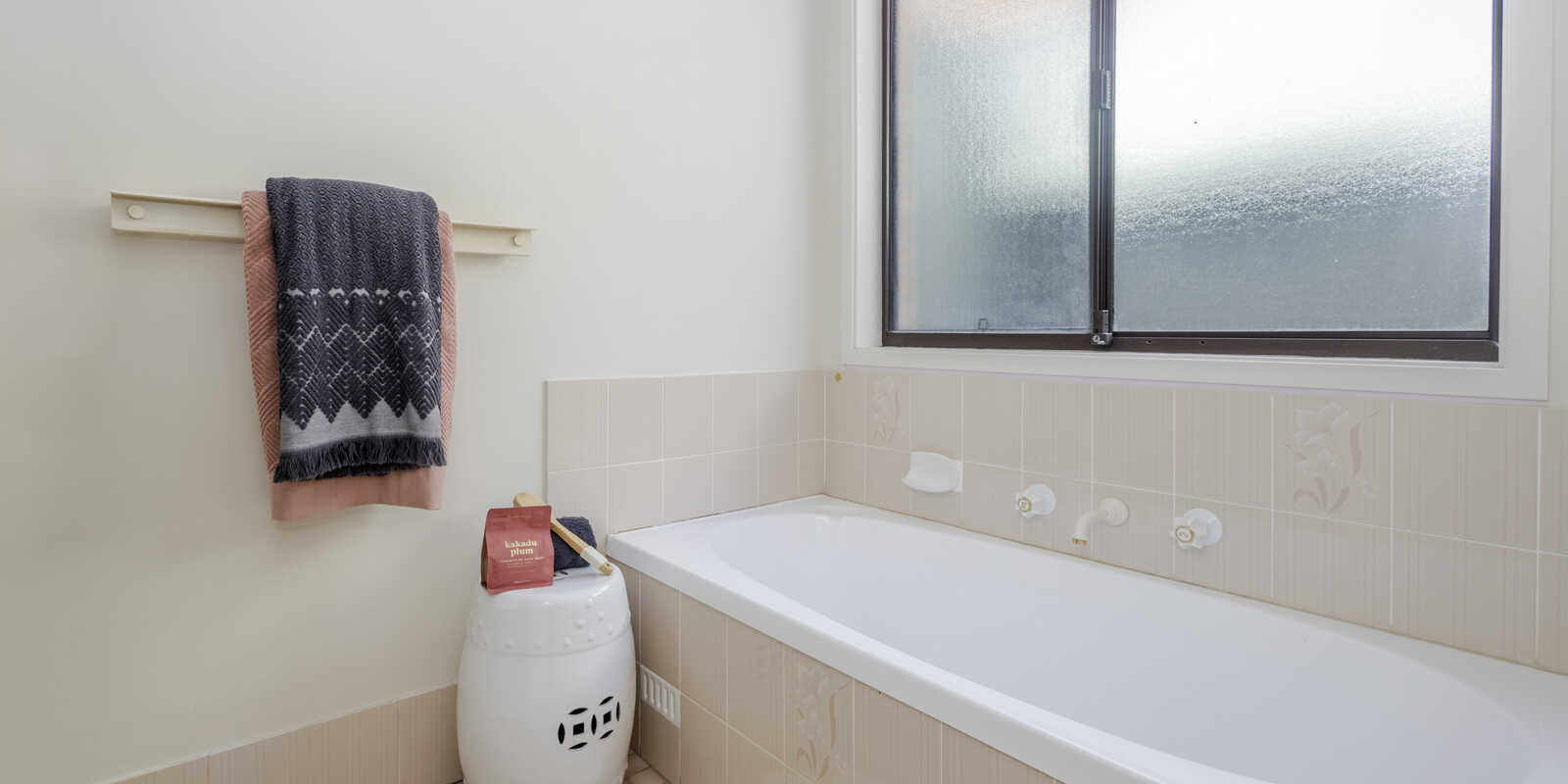 48 Hillier Ave Blackheath 48 Hillier Ave Blackheath