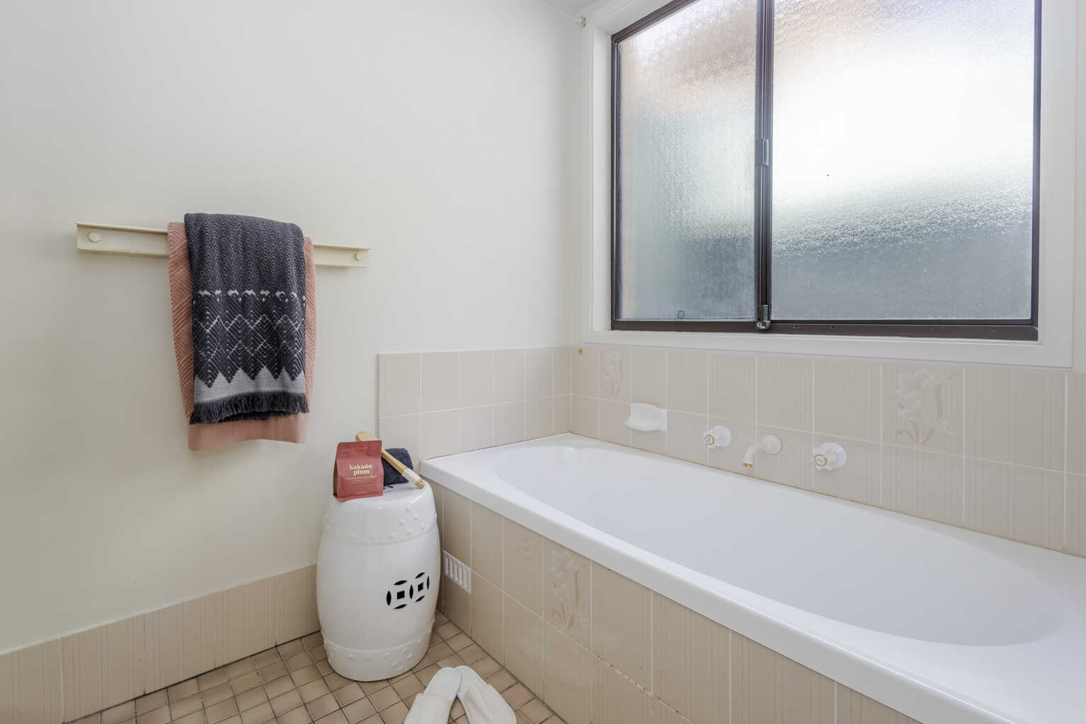 48 Hillier Ave Blackheath 48 Hillier Ave Blackheath