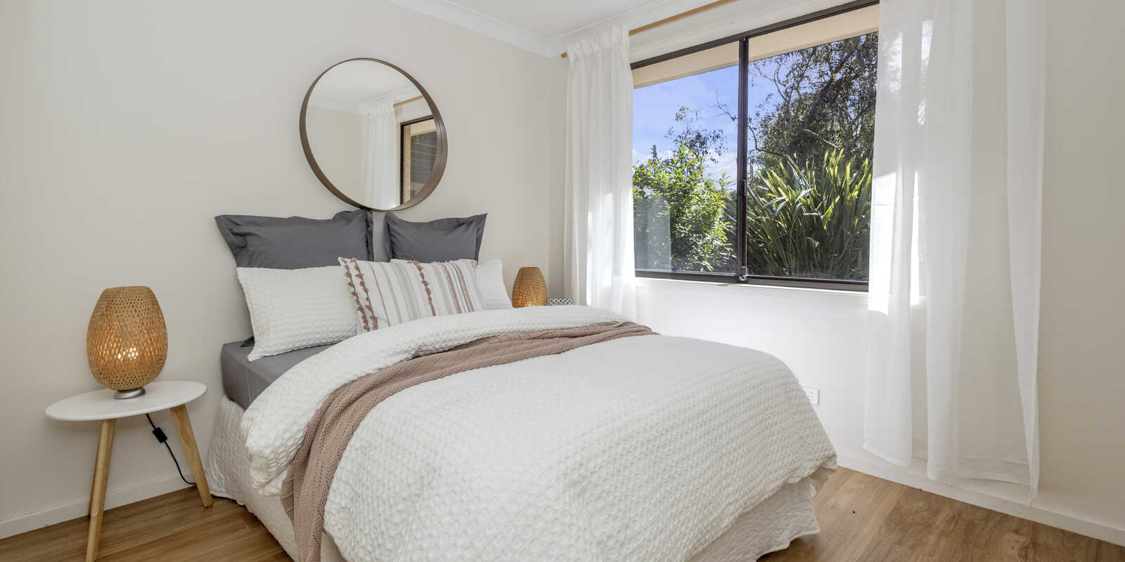 48 Hillier Ave Blackheath 48 Hillier Ave Blackheath