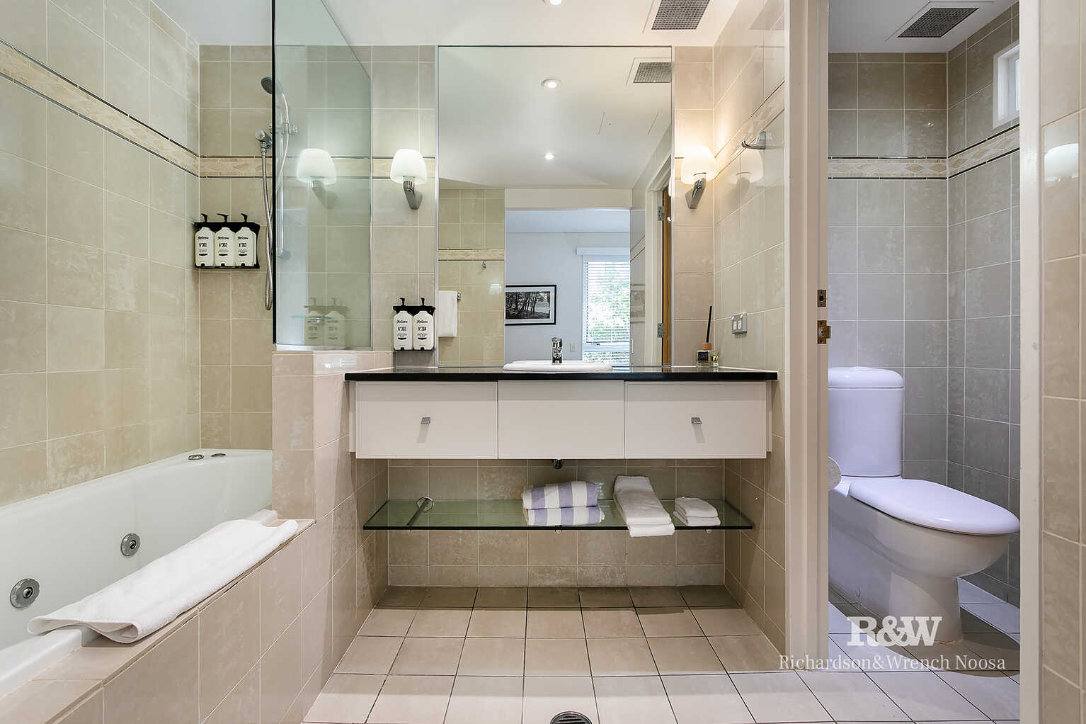 321/32 Hastings Street Noosa Heads 321/32 Hastings Street Noosa Heads