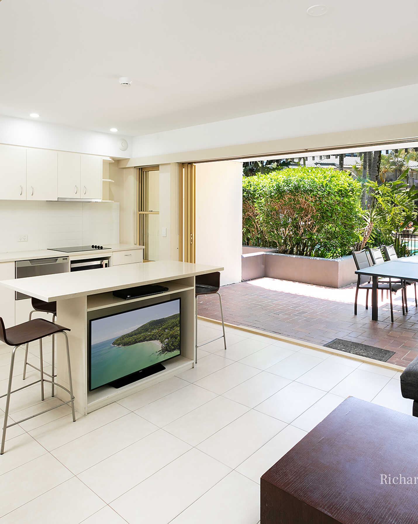 130/62 Hastings Street Noosa Heads, Heads - Thumbnail 2