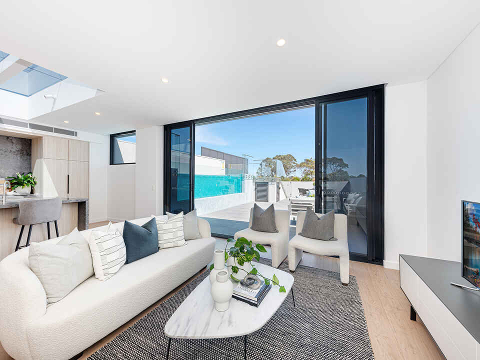 11/12 Amaroo Avenue Castle Cove
