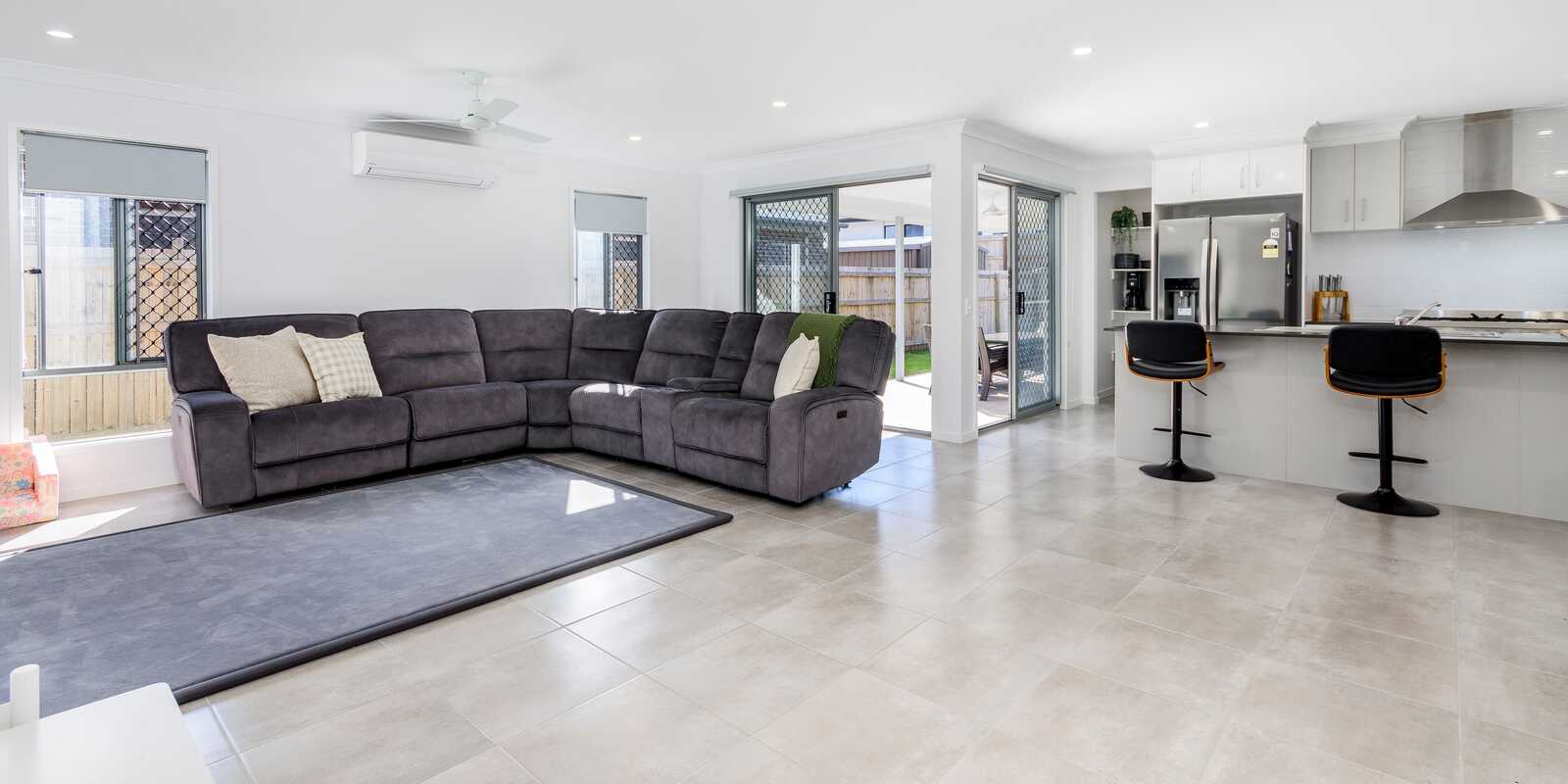 3 Bradman Street D'aguilar