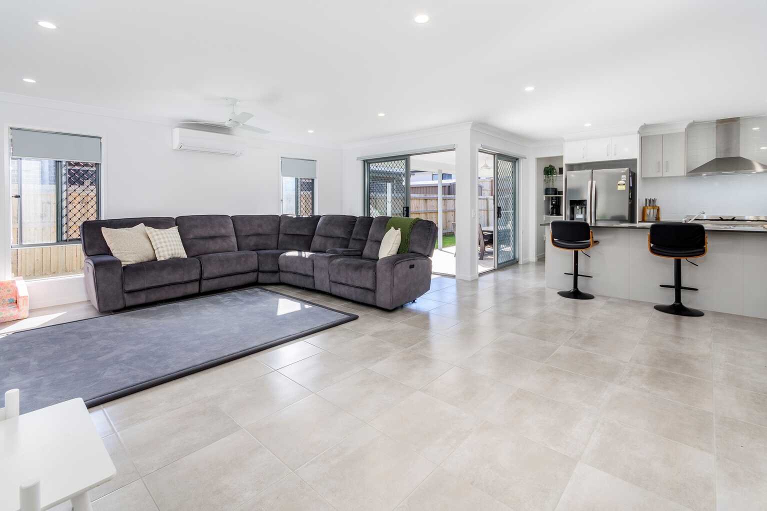 3 Bradman Street D'aguilar