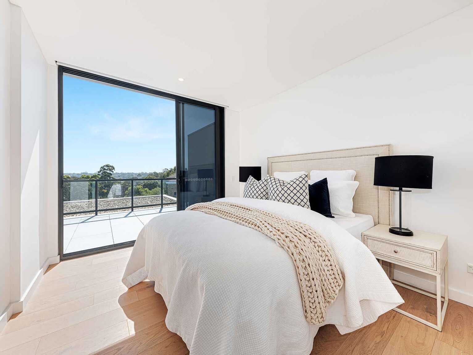 11/12 Amaroo Avenue Castle Cove