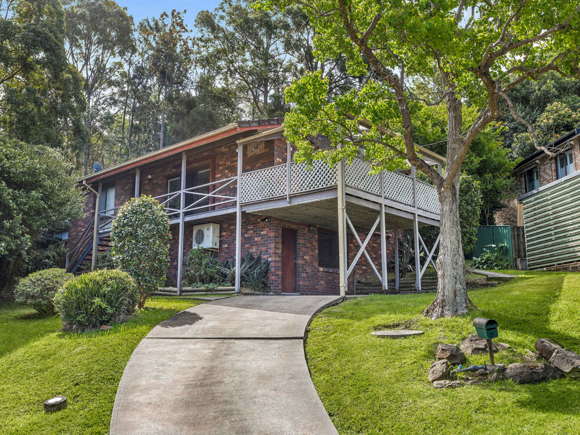 8 Jacaranda Avenue Figtree