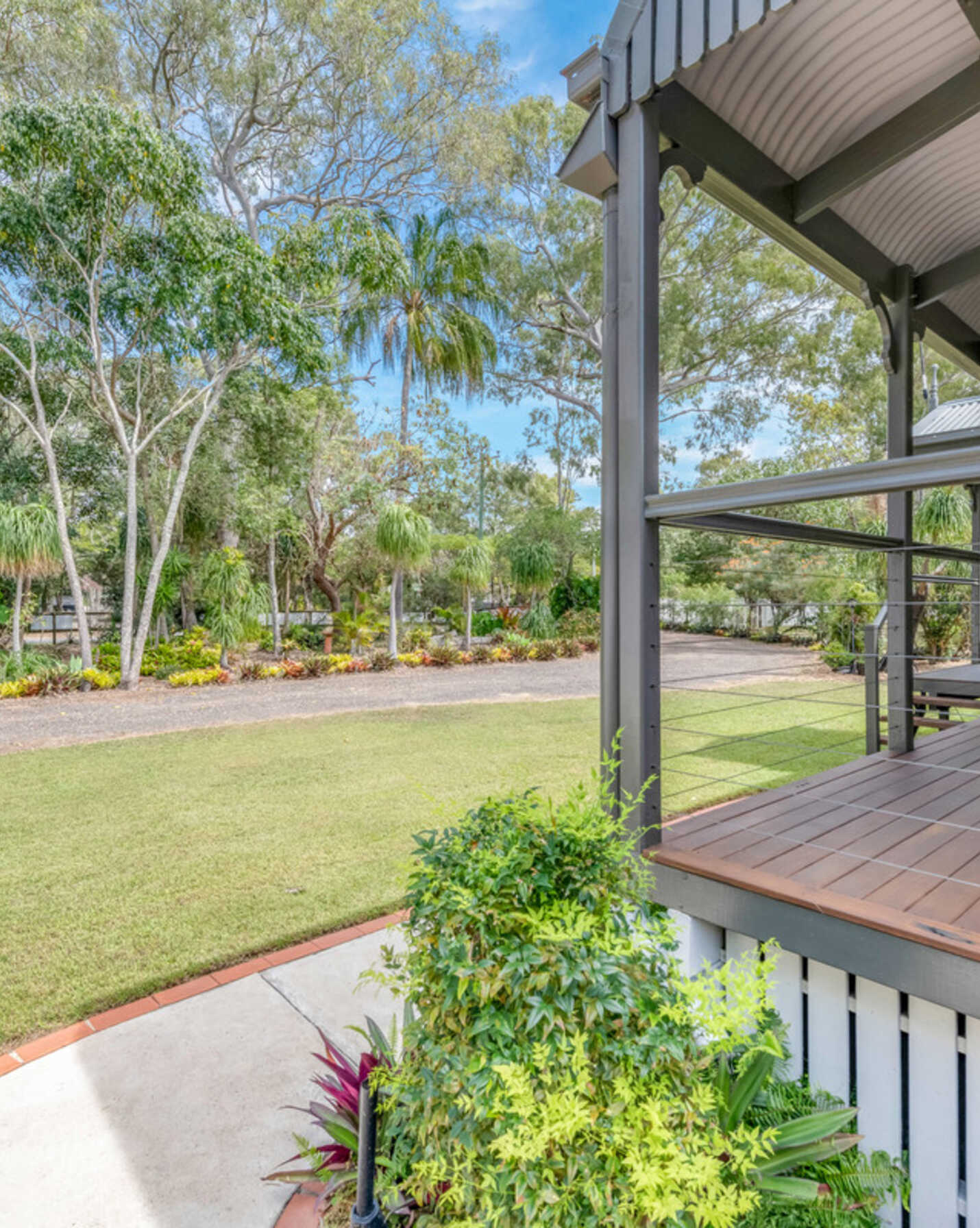 296 Sylvan Drive Moore Park Beach, Beach - Thumbnail 7