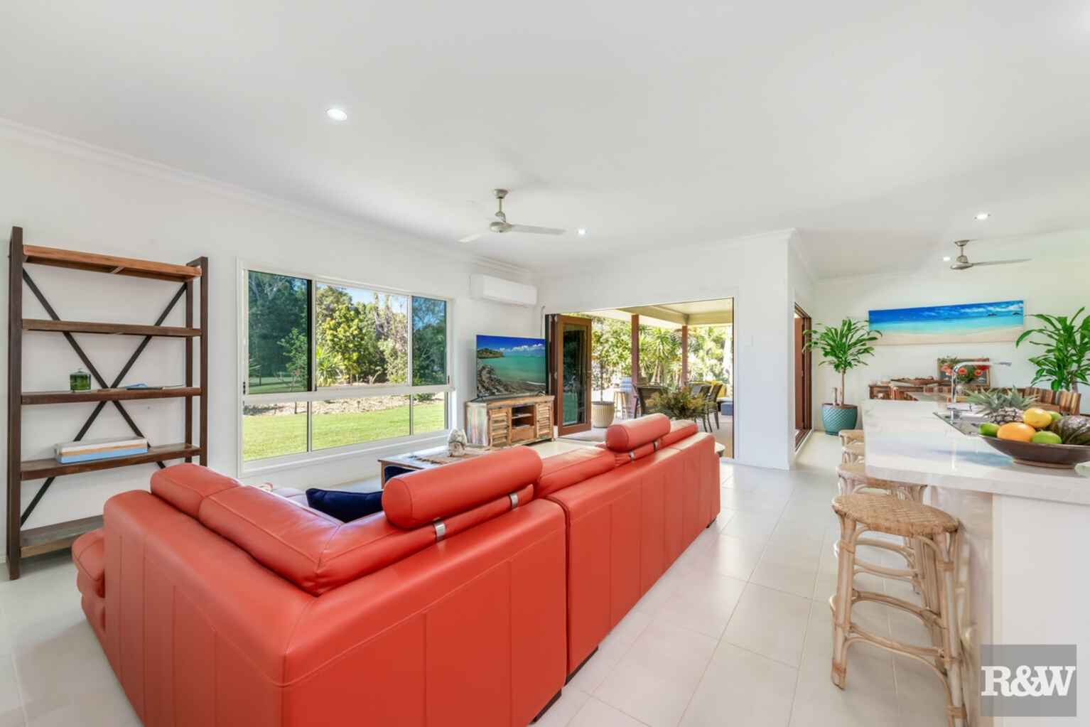 42 Kingfisher Crescent Moore Park Beach 42 Kingfisher Crescent Moore Park Beach