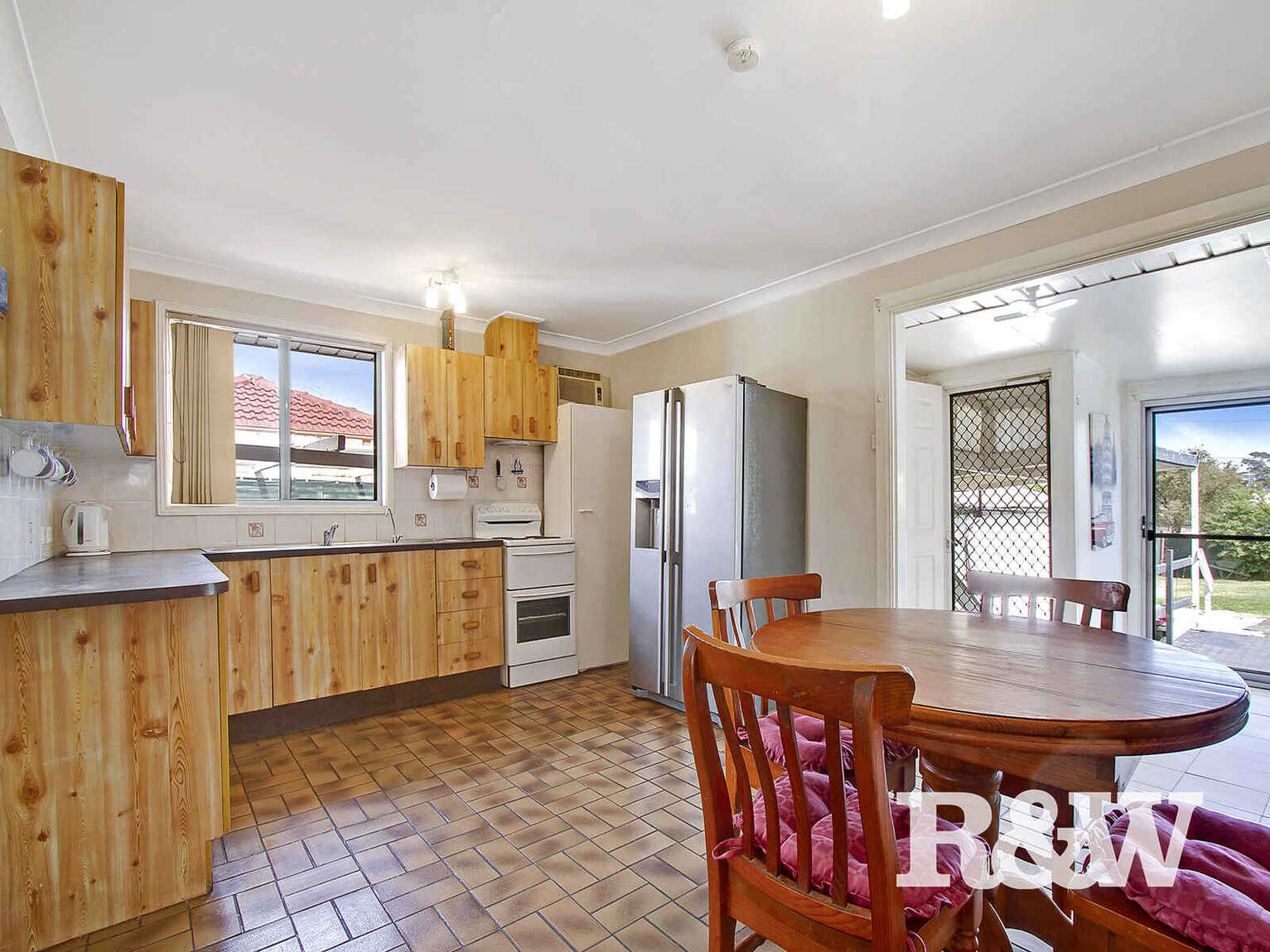 18 Salamaua Road Whalan 18 Salamaua Road Whalan