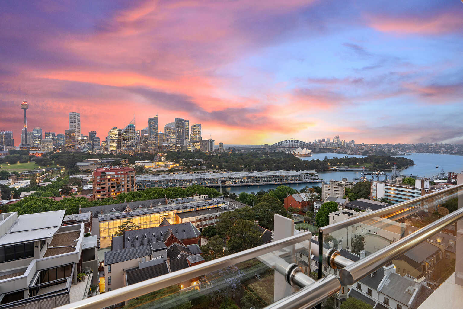 1303/81 Macleay Street Potts Point 1303/81 Macleay Street Potts Point