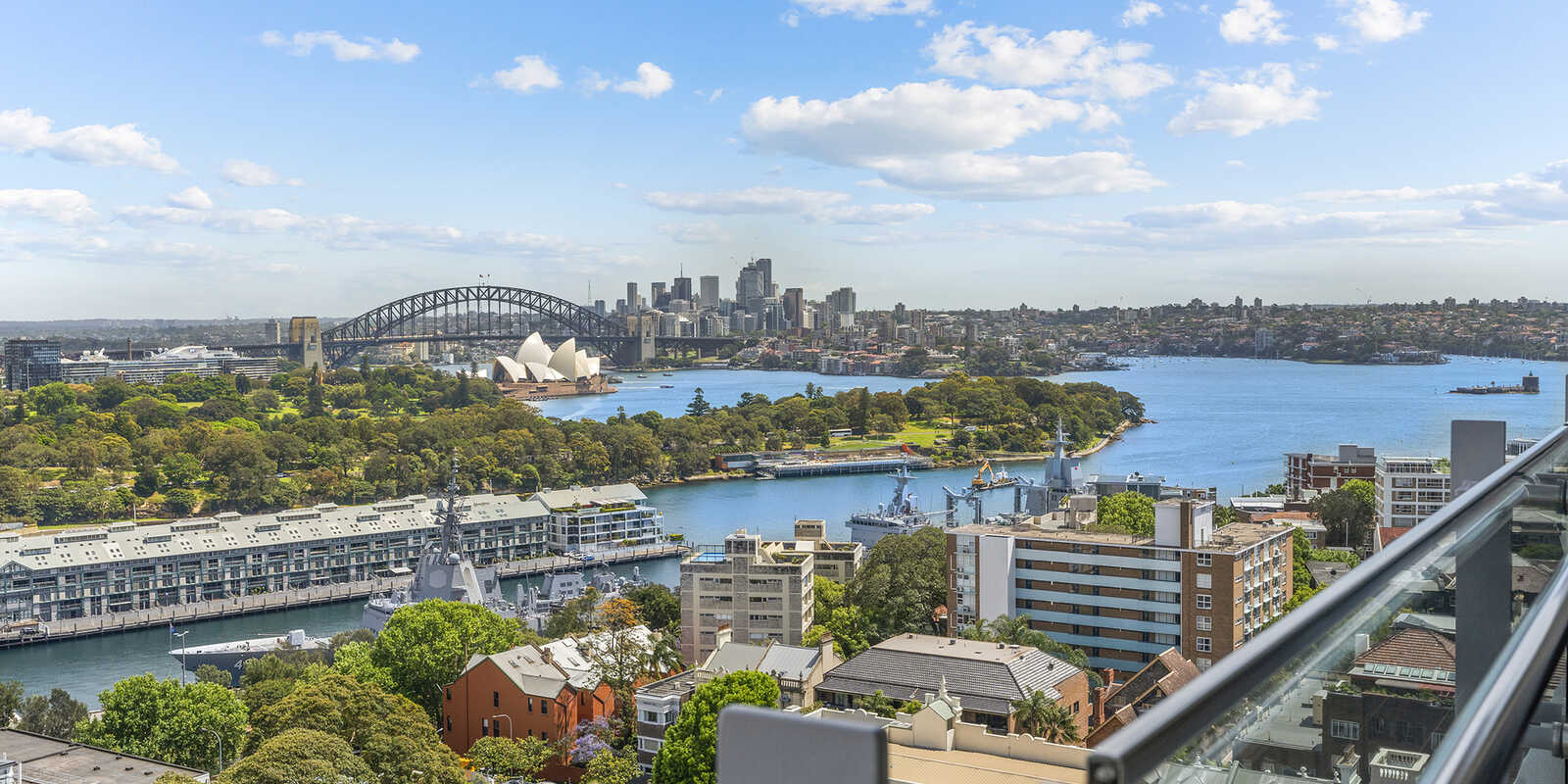 1303/81 Macleay Street Potts Point 1303/81 Macleay Street Potts Point