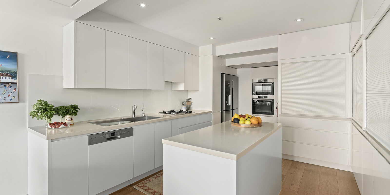 1303/81 Macleay Street Potts Point 1303/81 Macleay Street Potts Point