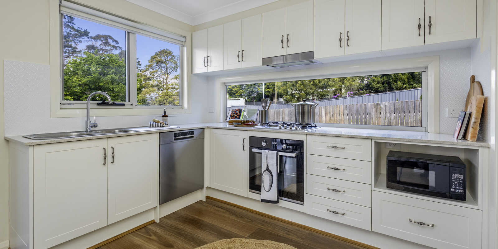6 Harley Avenue Mount Victoria 6 Harley Avenue Mount Victoria