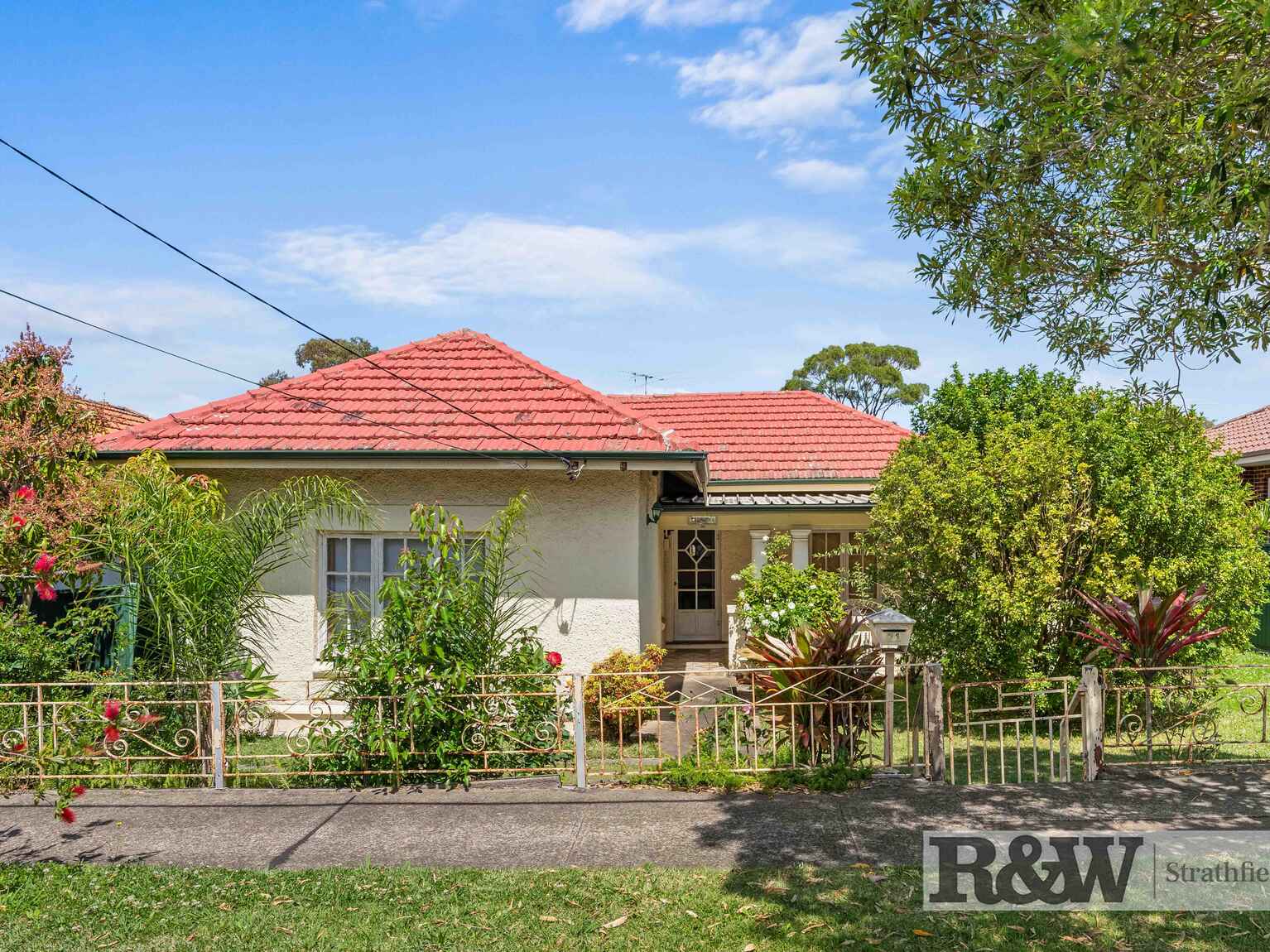 21 MINA ROSA STREET Enfield
