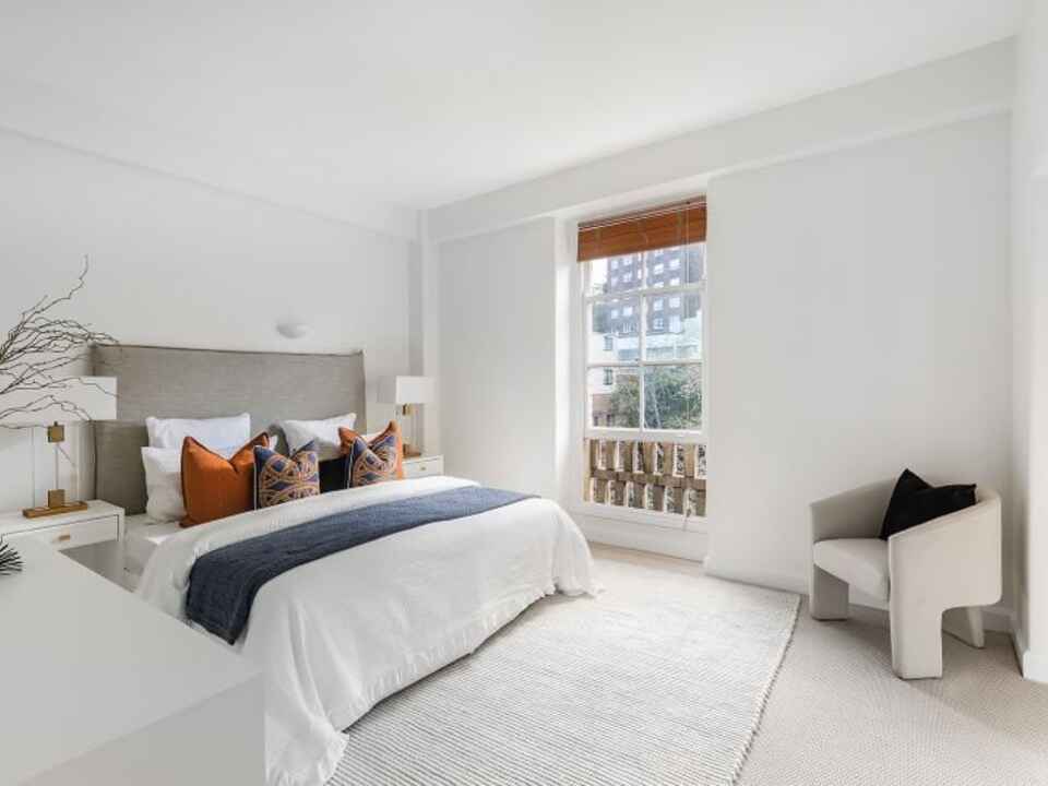 27/20-22 Roslyn Gardens Elizabeth Bay