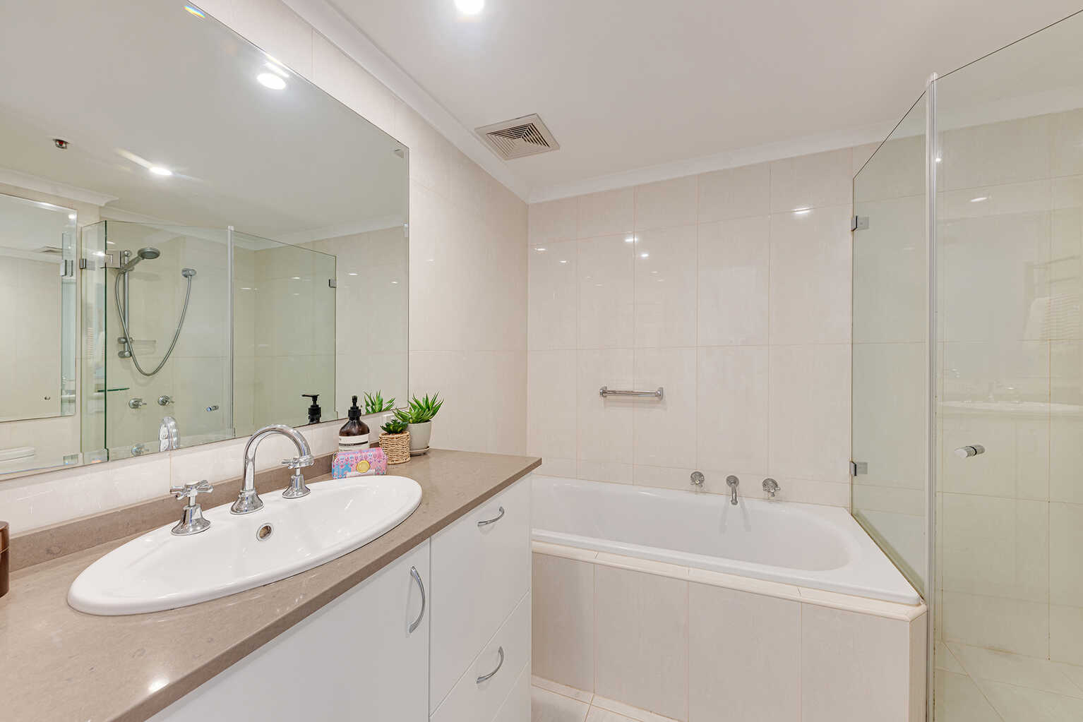 47/171 Walker Street North Sydney 47/171 Walker Street North Sydney