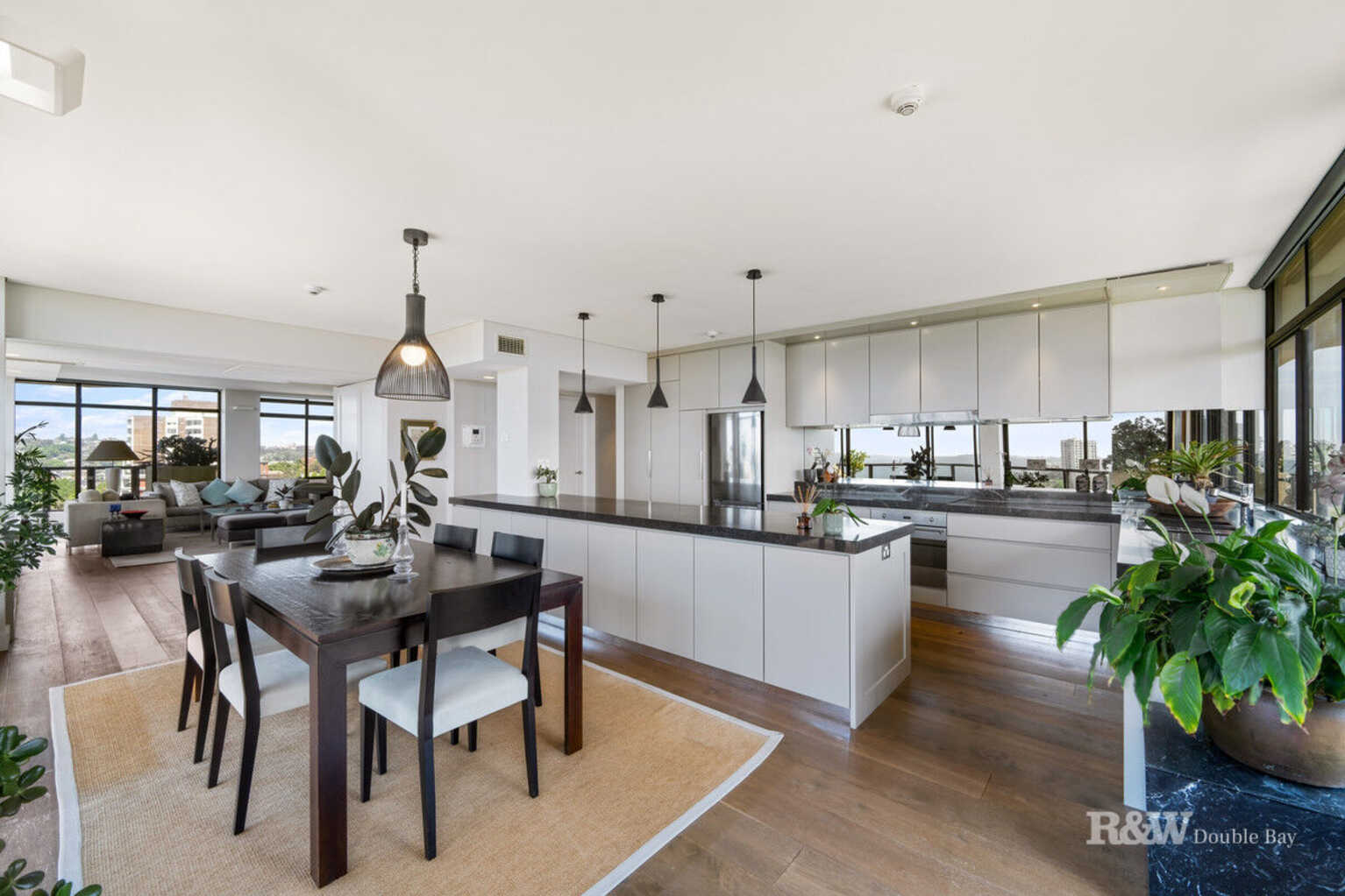 1802/180 Ocean Street Edgecliff