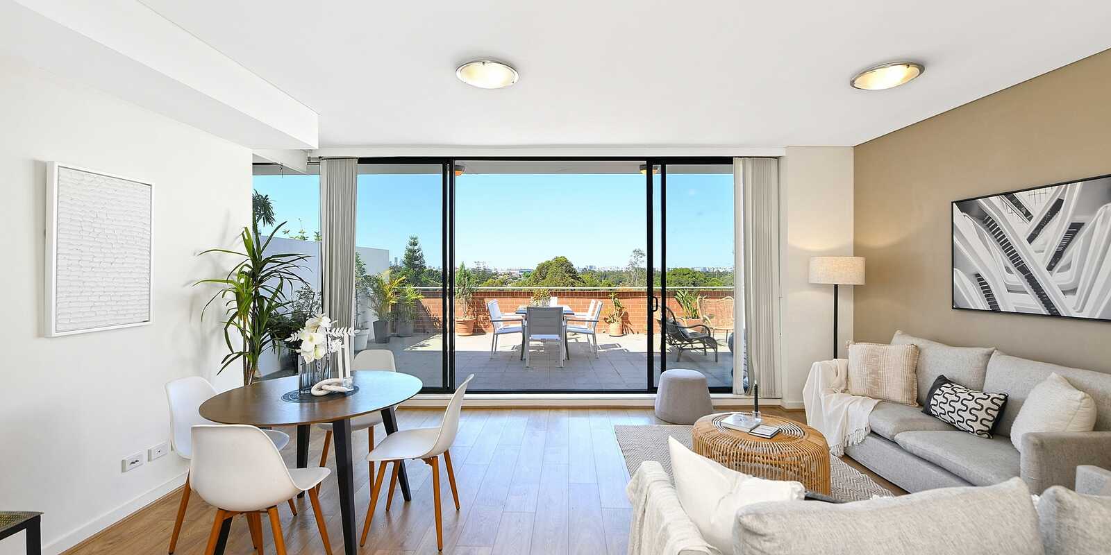 703/4 Brodie Spark Drive Wolli Creek 703/4 Brodie Spark Drive Wolli Creek